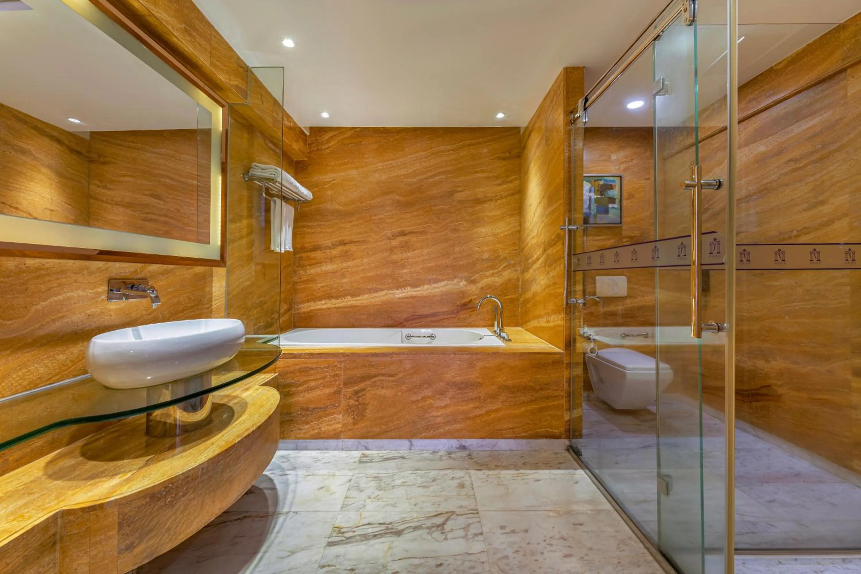 Shower in Guangzhou Ming Yue Hotel