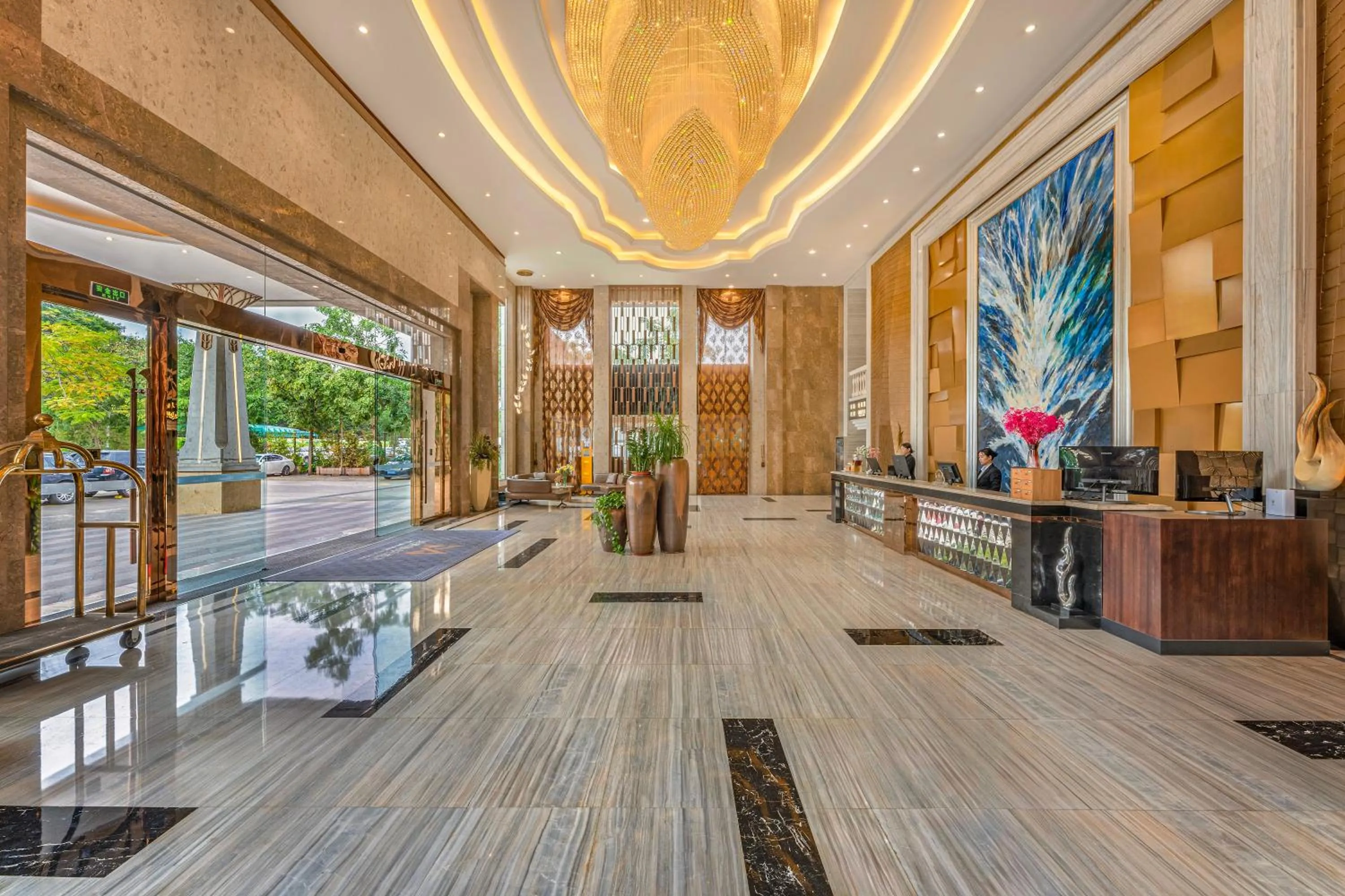 Lobby or reception in Guangzhou Ming Yue Hotel