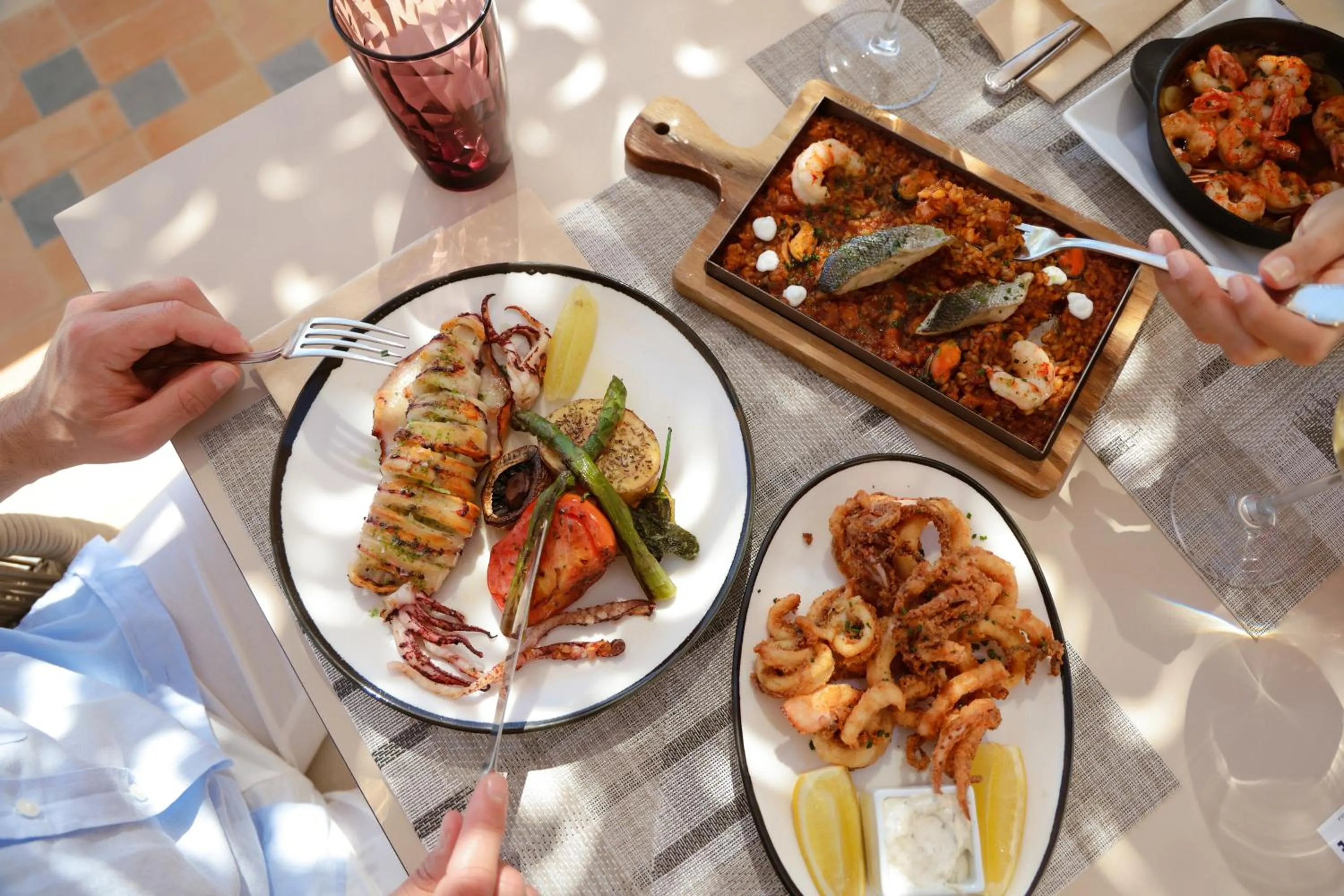 Restaurant/places to eat in Hotel Riu Palace La Mola