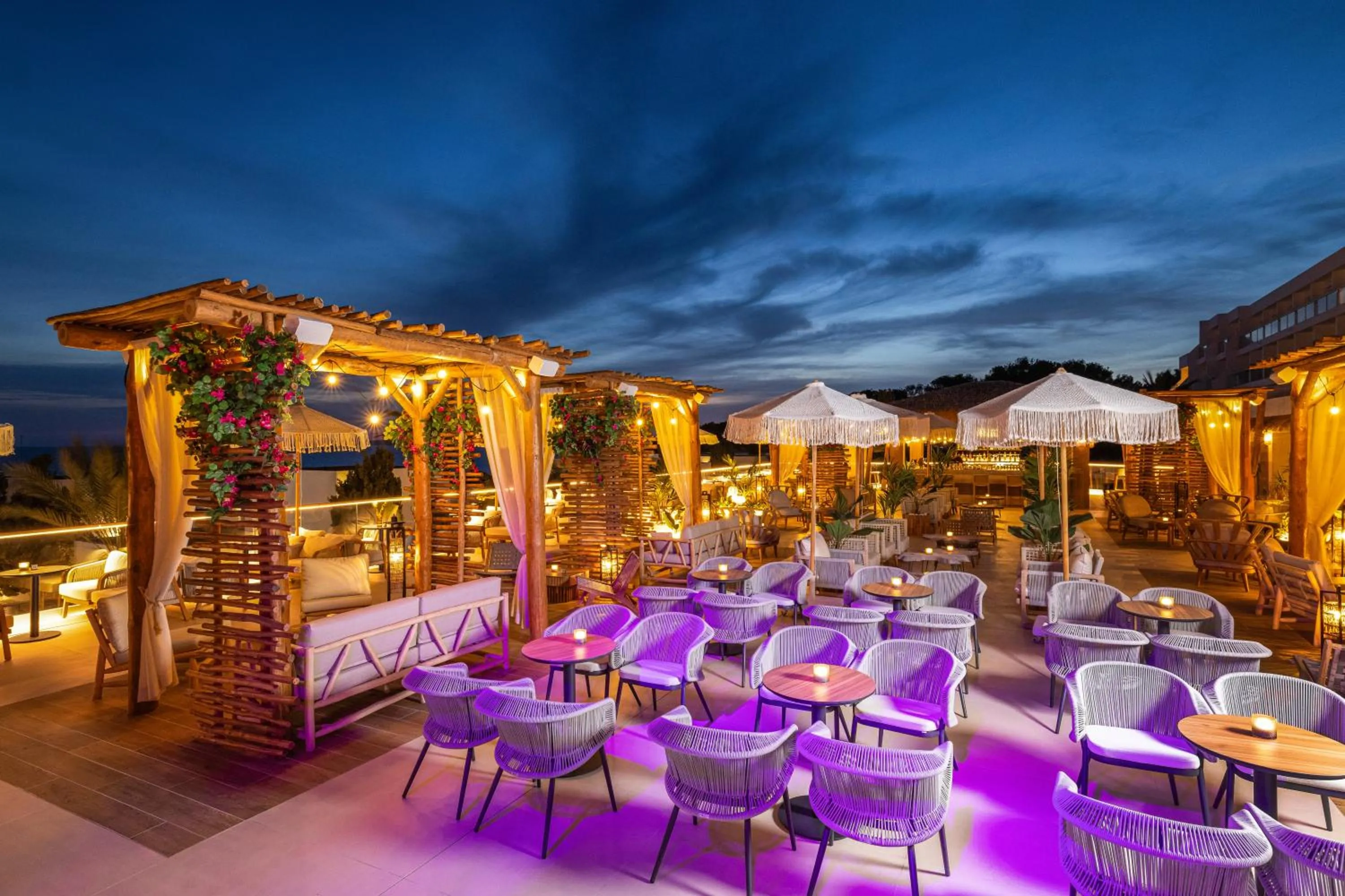 Night in Hotel Riu Palace La Mola