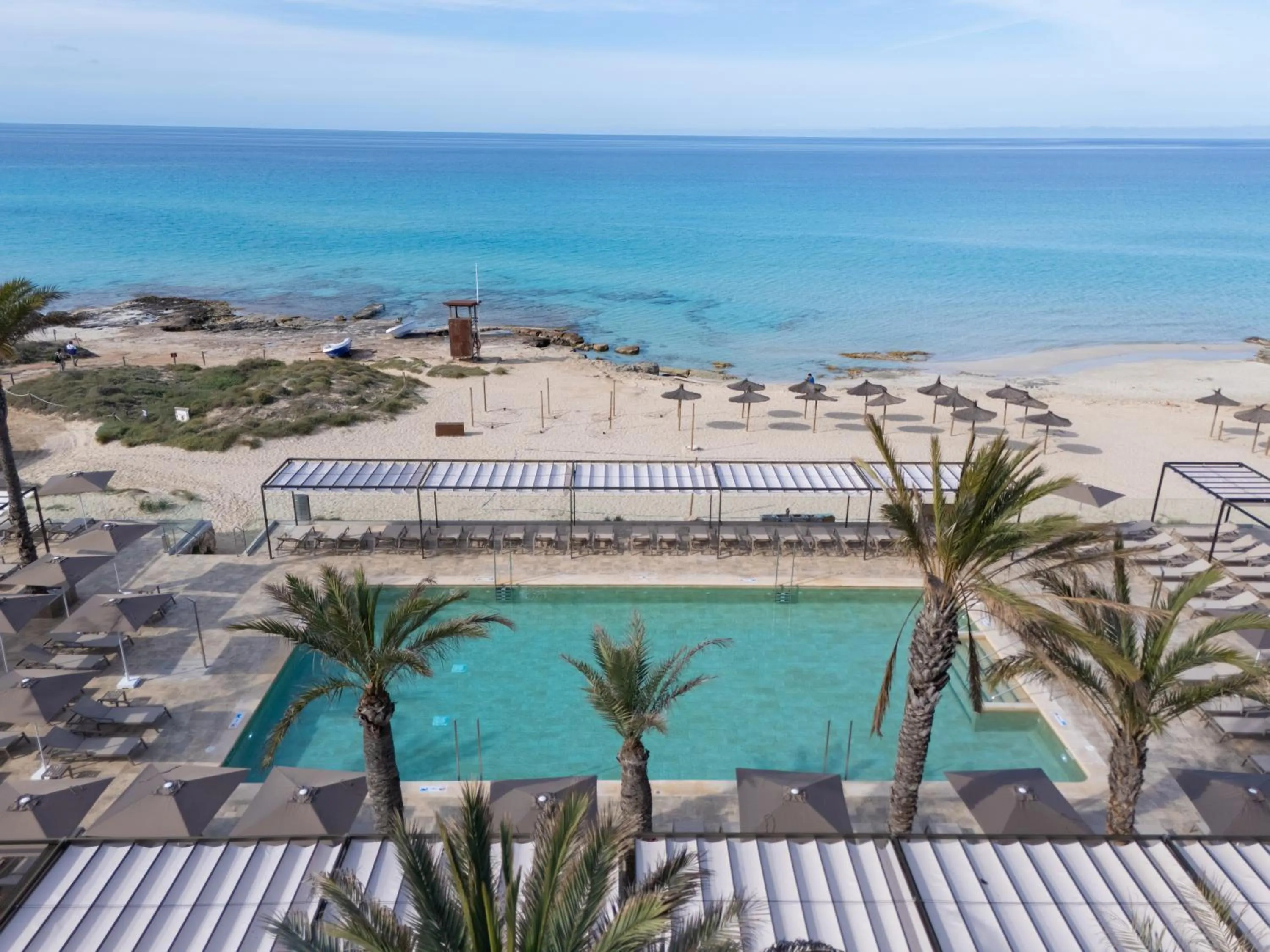 Beach in Hotel Riu Palace La Mola