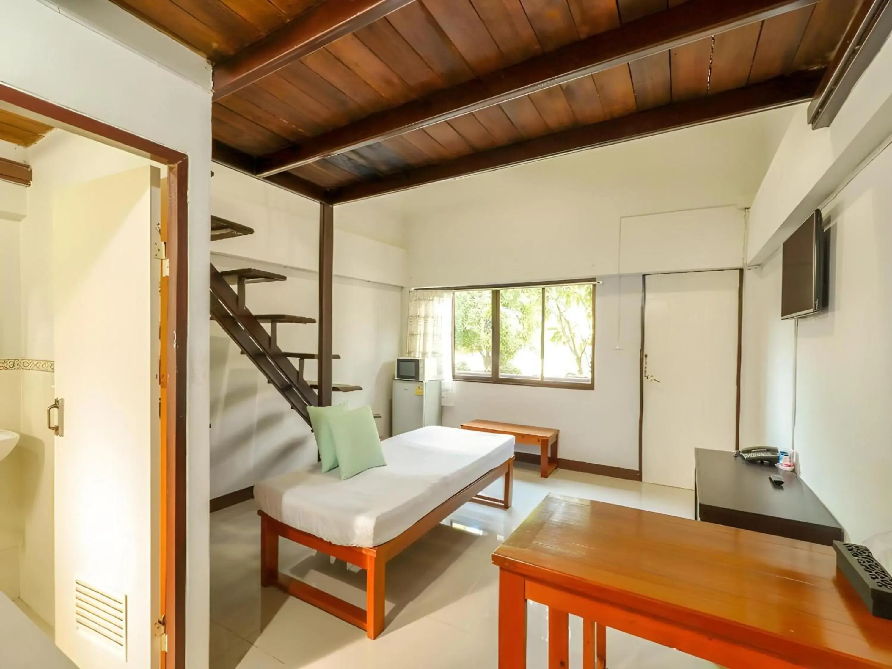 Photo of the whole room, Bed in Dnk Baan Suan Photo of the whole room, Bed in Dnk Baan Suan