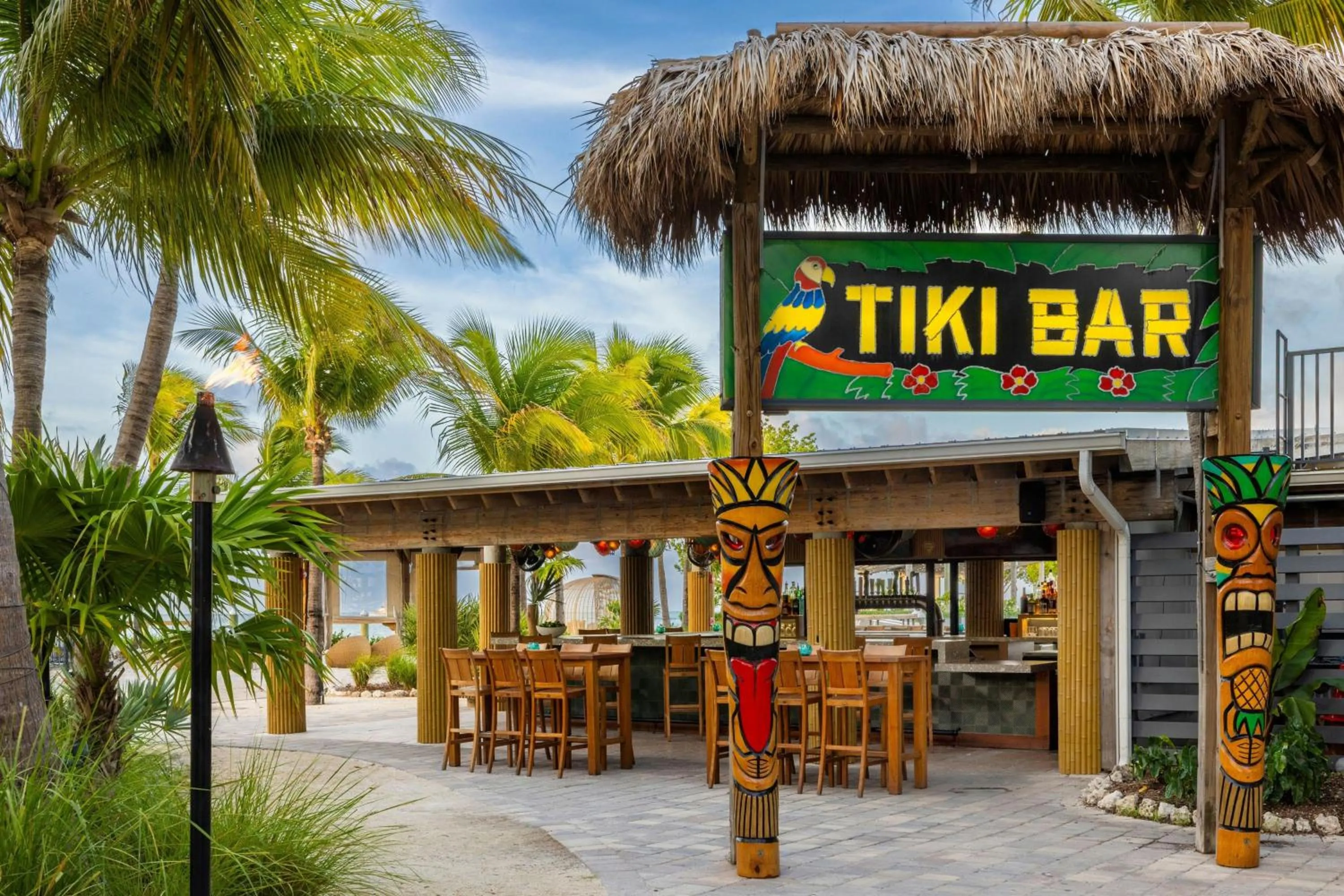 Lounge or bar in Three Waters Resort and Marina, Islamorada, a Tribute Portfolio Resort