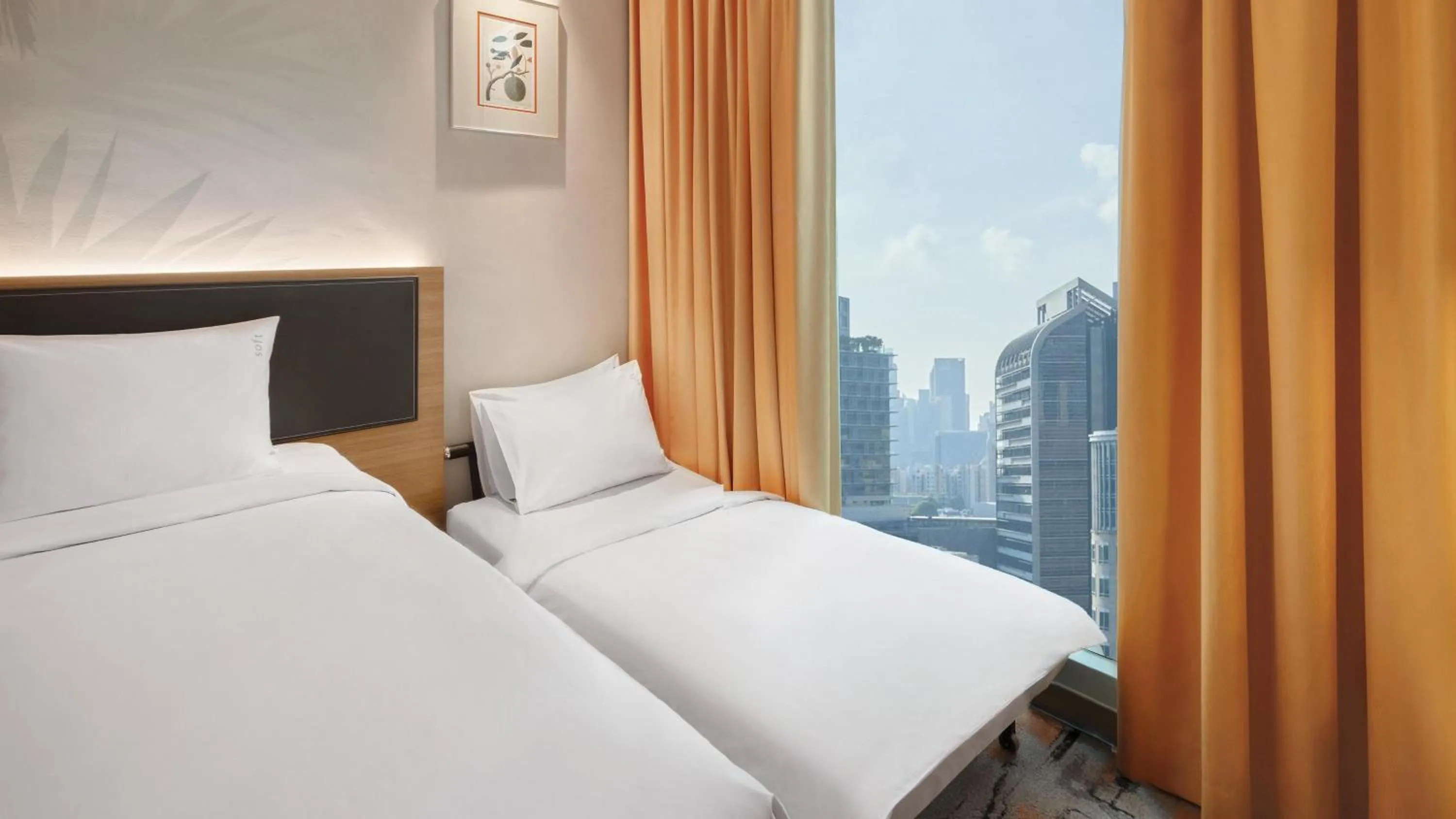 Photo of the whole room, Bed in Holiday Inn Express Singapore Orchard Road by IHG