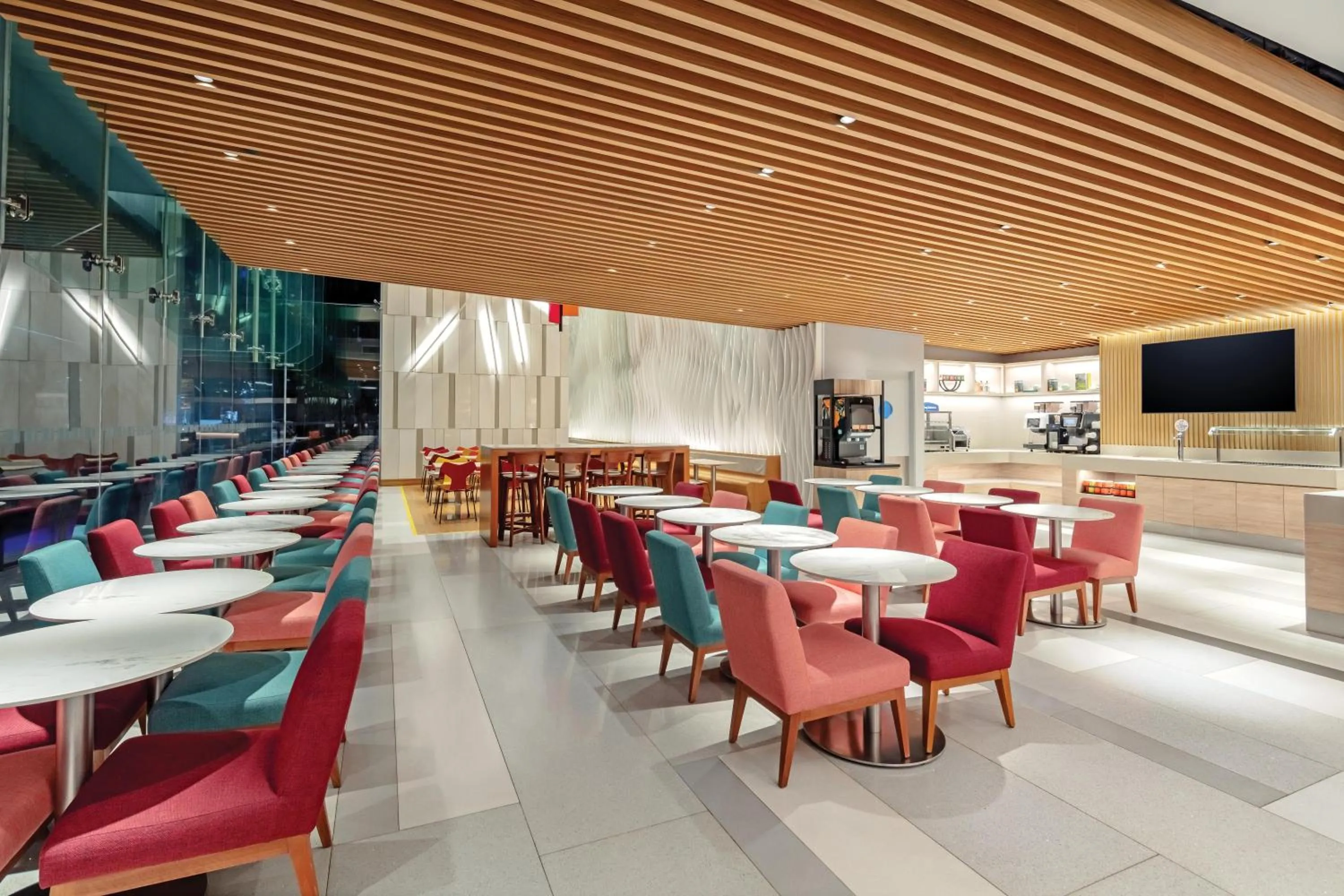 Restaurant/places to eat in Holiday Inn Express Singapore Orchard Road by IHG