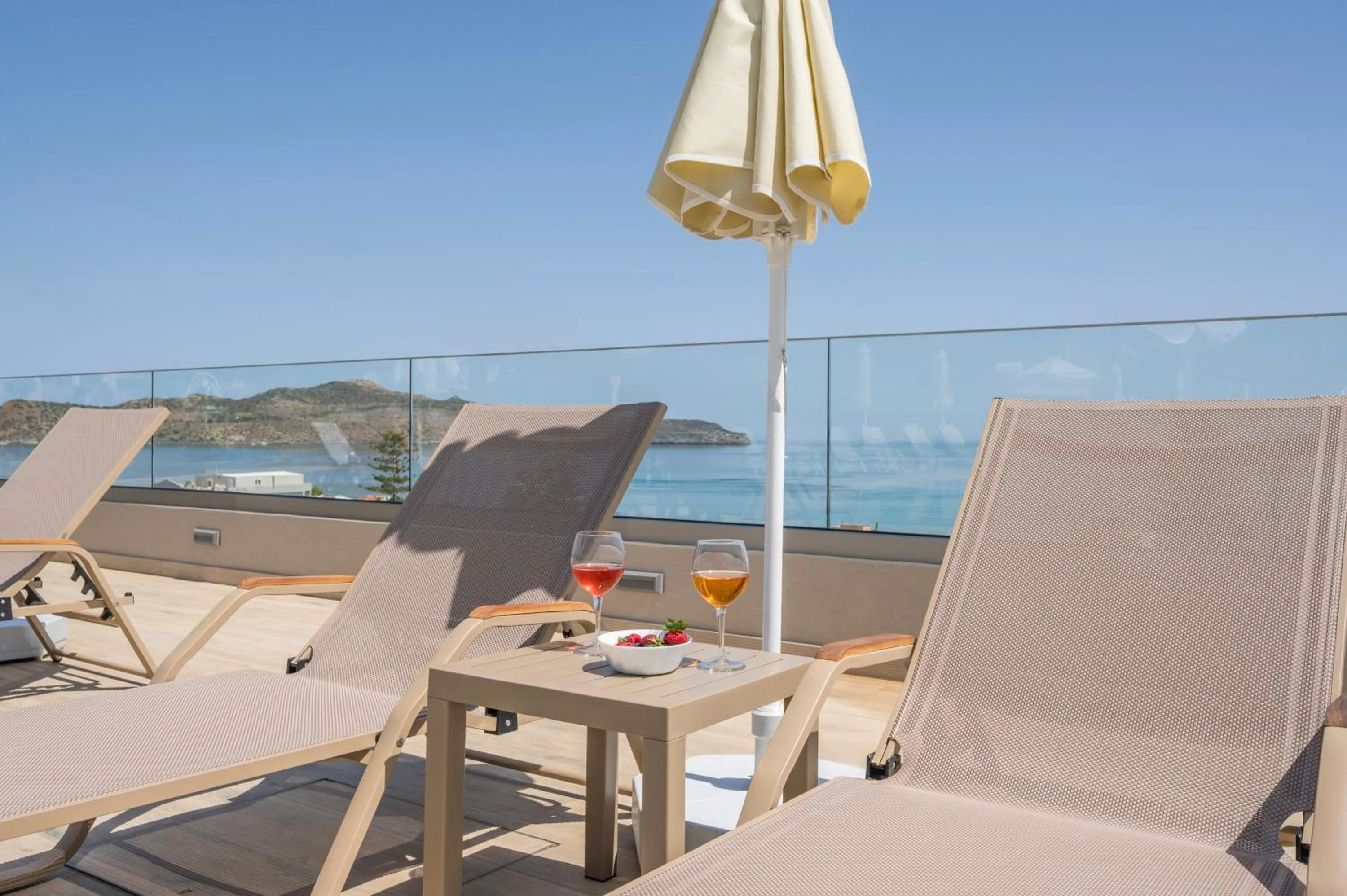 sunbed in Hermes Sea View
