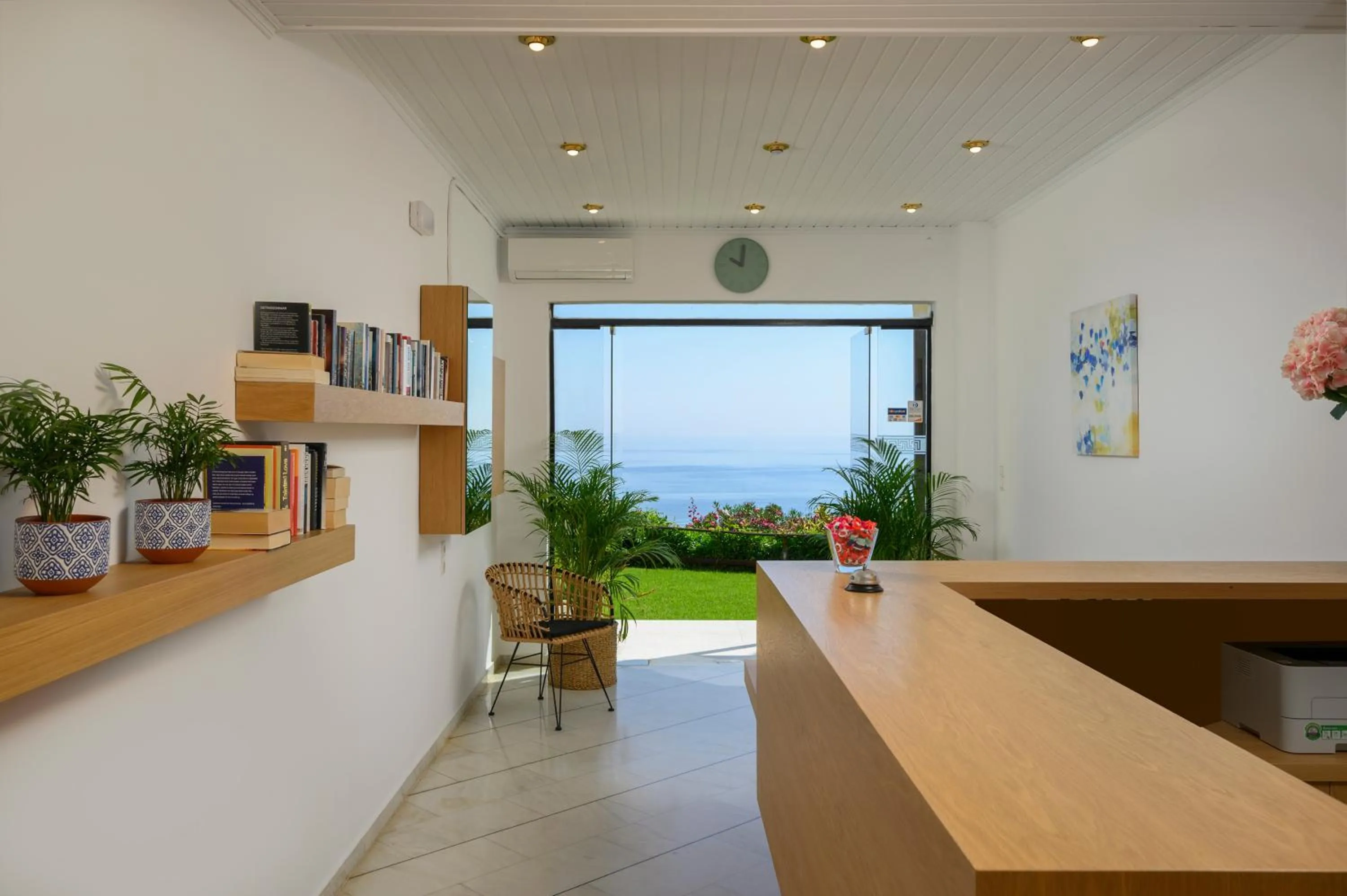 Lobby or reception in Hermes Sea View