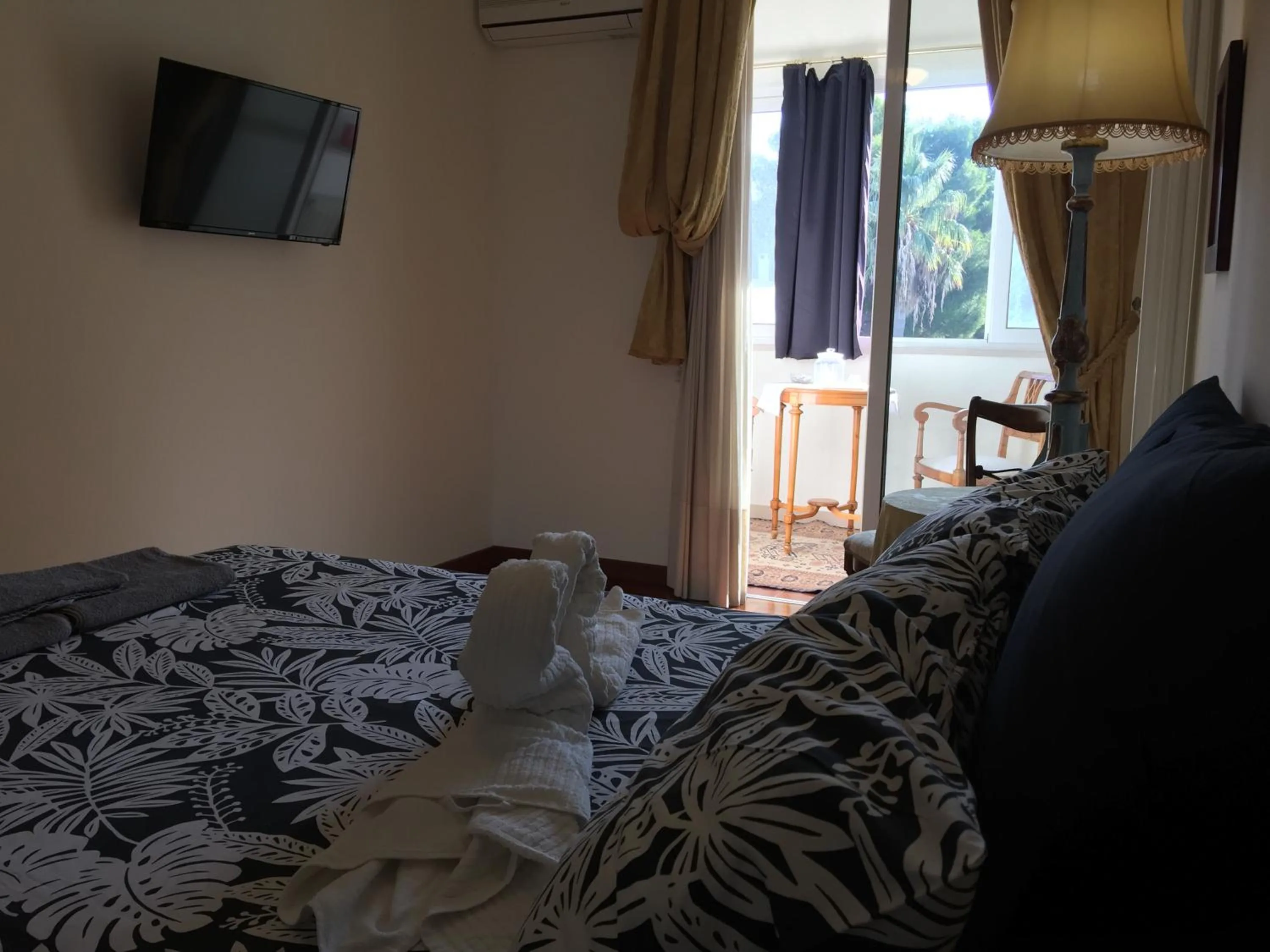 Bed in La Casa di Emanuella - Rooms & International Suites