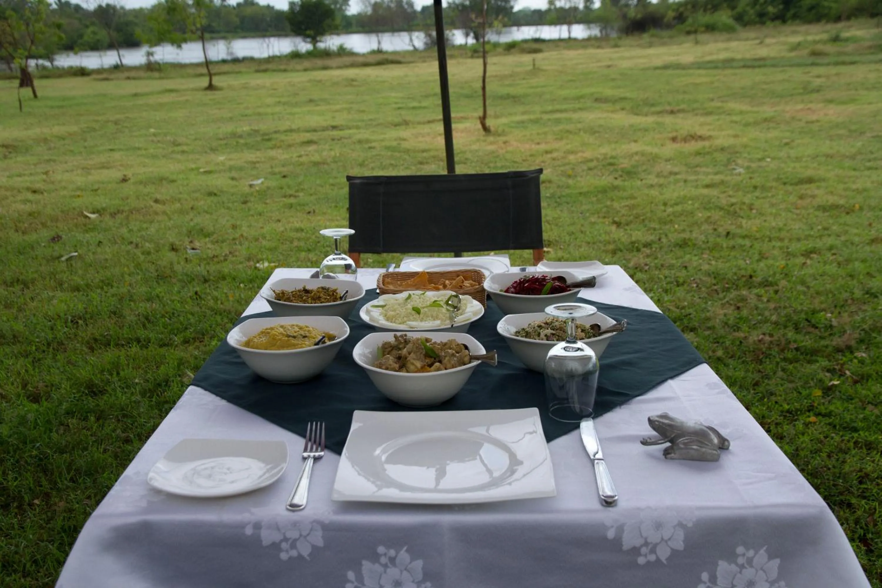 Dining area in Big Game Udawalawe - by Eco Team