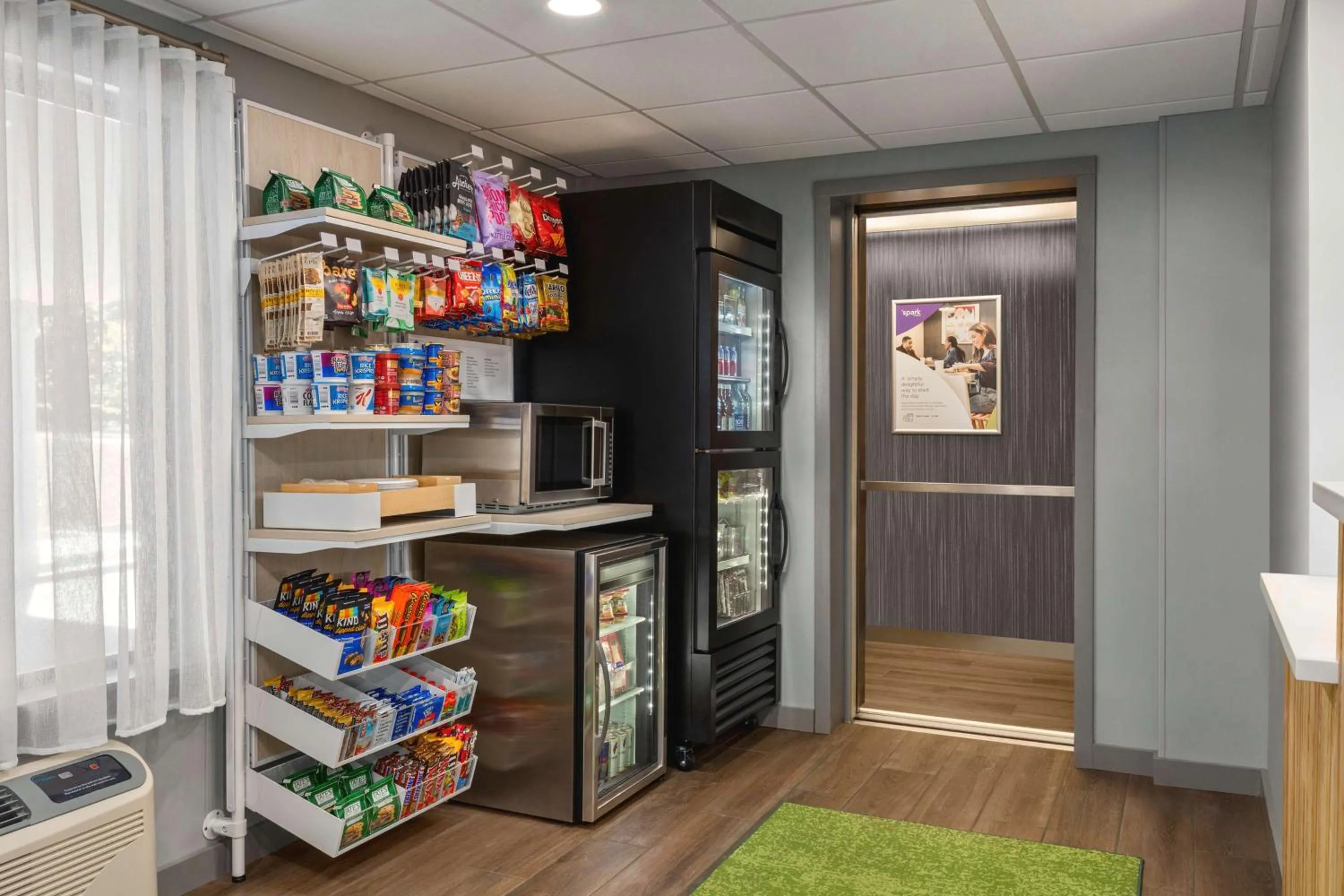 Restaurant/places to eat in Spark By Hilton Mystic Groton