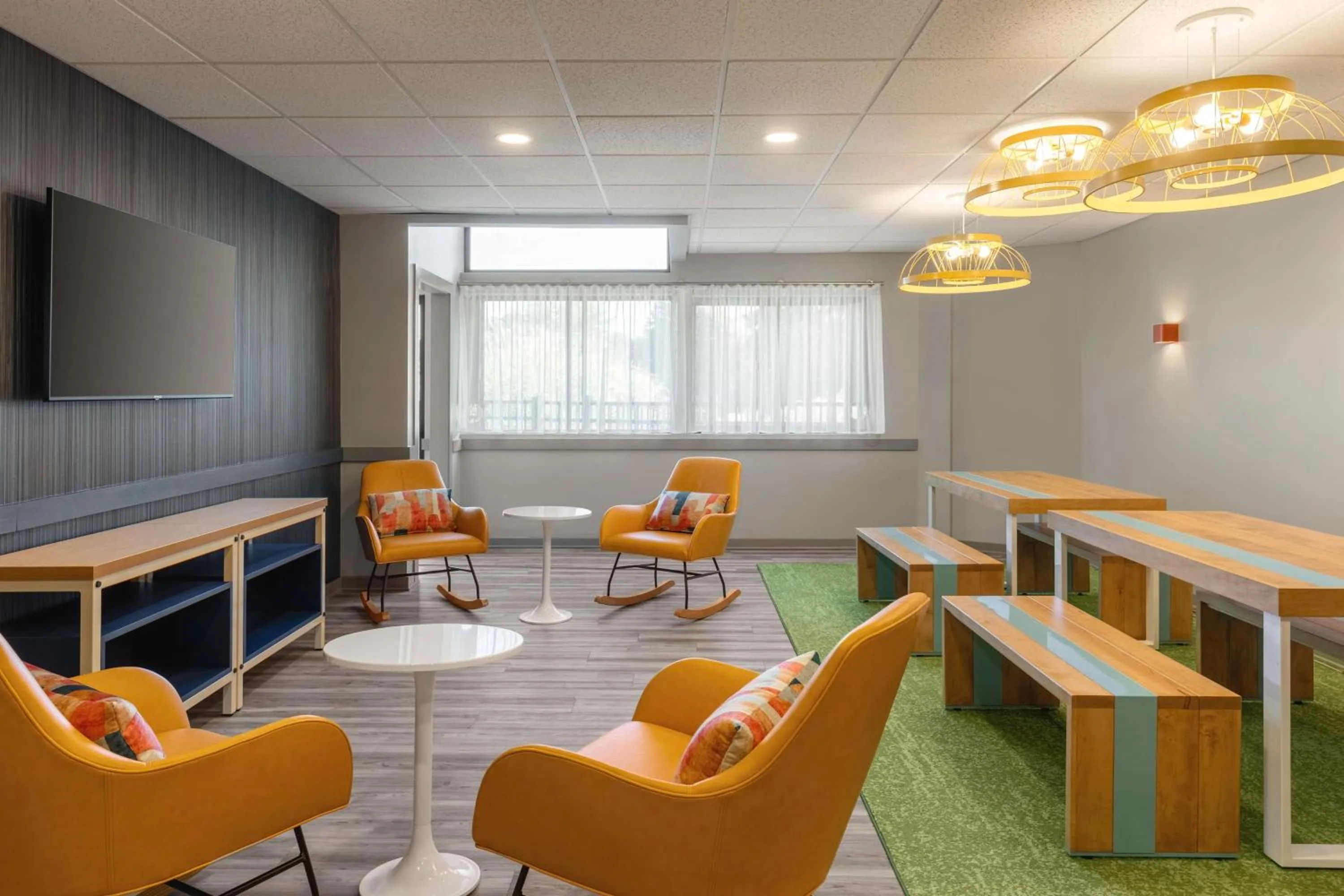 Breakfast in Spark By Hilton Mystic Groton