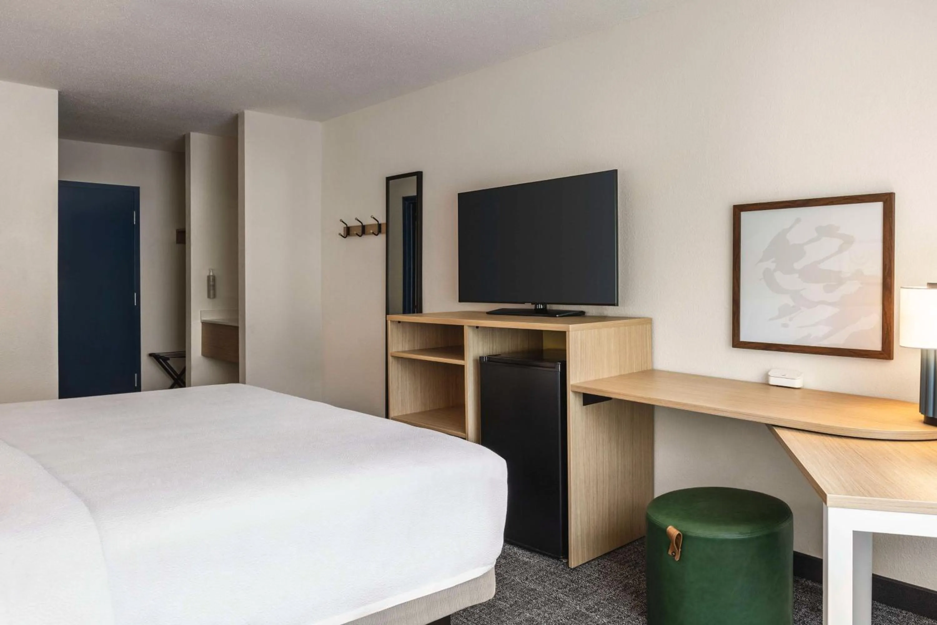 Bedroom, Bed in Spark By Hilton Mystic Groton