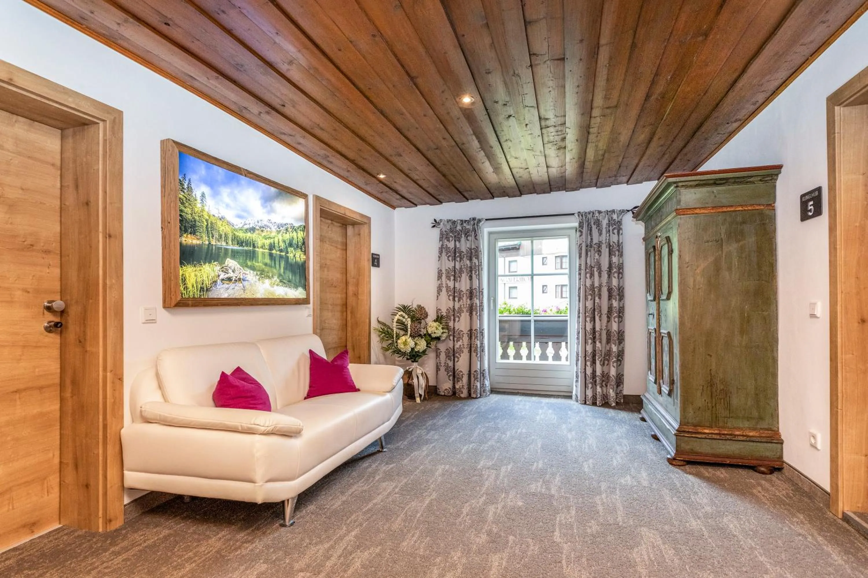 Seating area in Frühstückspension Klinglhub