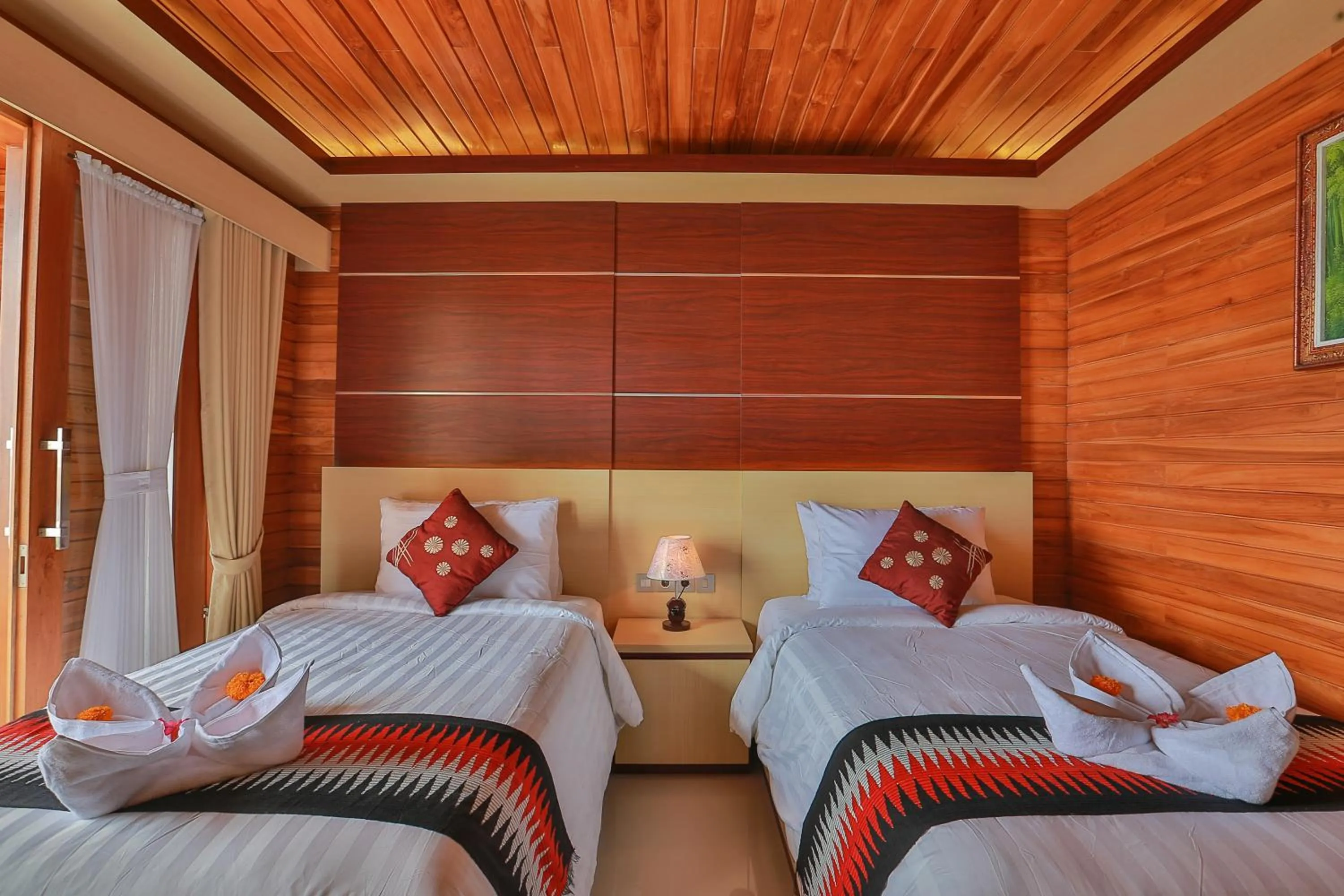 Bed in Sunrise Cottage