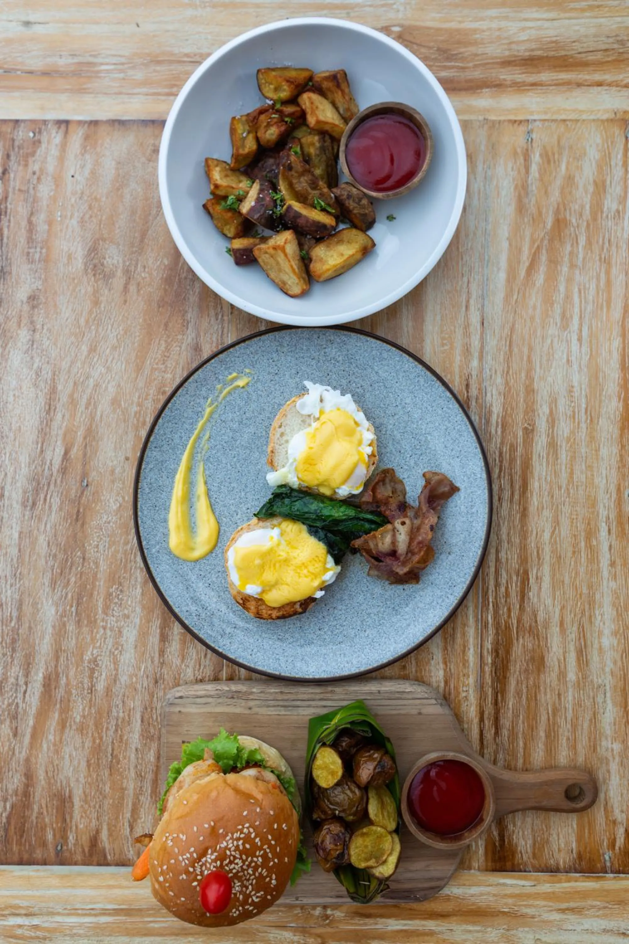 Breakfast in Sunrise Cottage