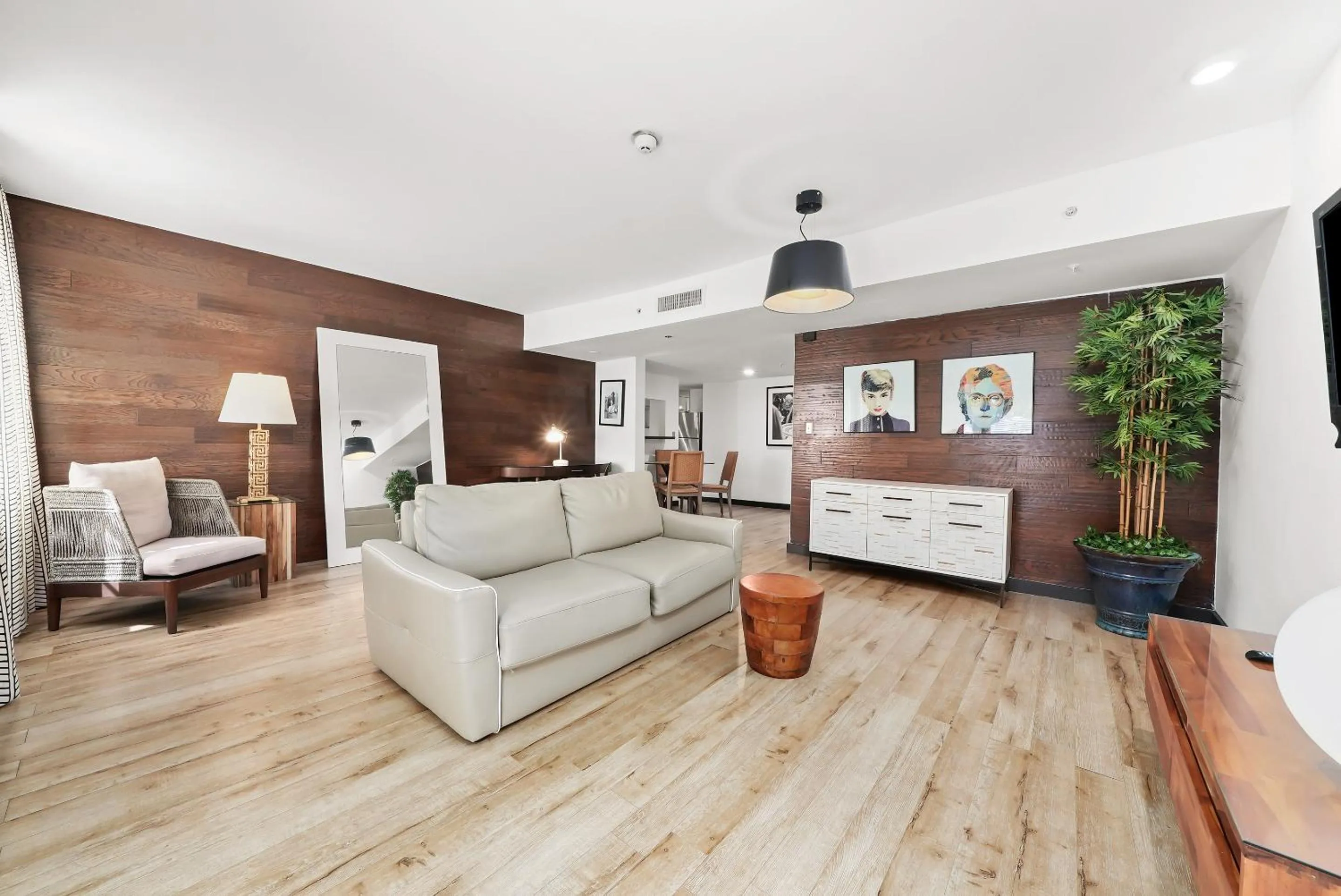 Living room in Metropole Suites South Beach