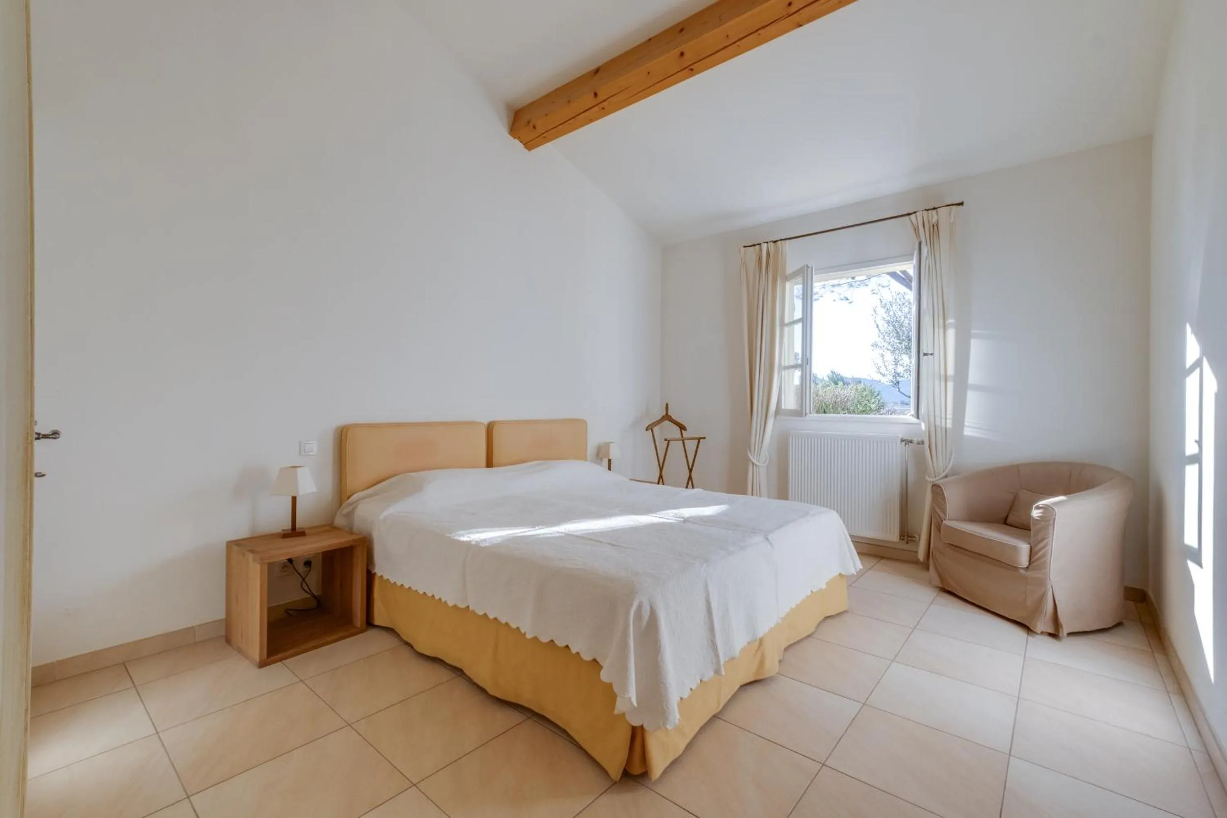 Bedroom, Bed in Les Appartements et Maisons du Domaine de Saint Endréol Golf & Spa Resort