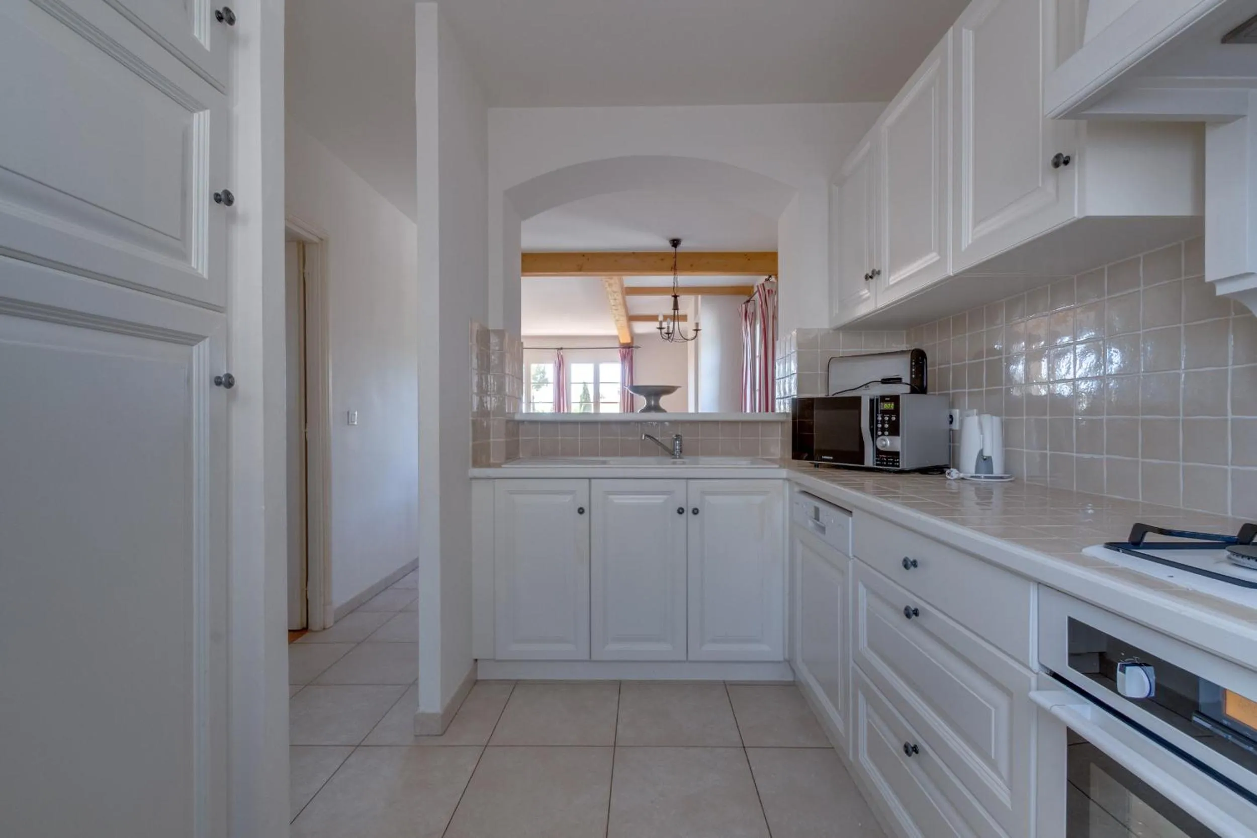 kitchen in Les Appartements et Maisons du Domaine de Saint Endréol Golf & Spa Resort