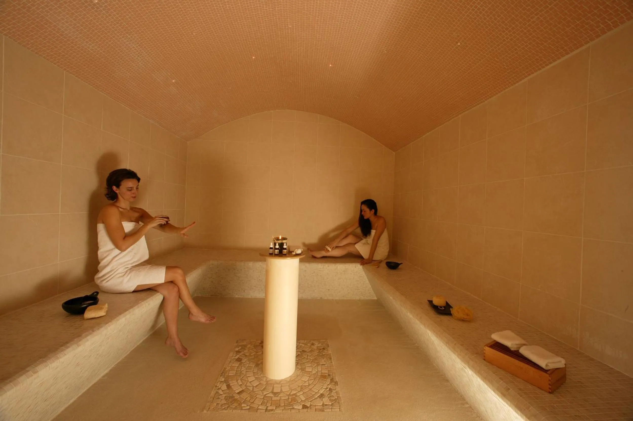 Steam room in Les Appartements et Maisons du Domaine de Saint Endréol Golf & Spa Resort