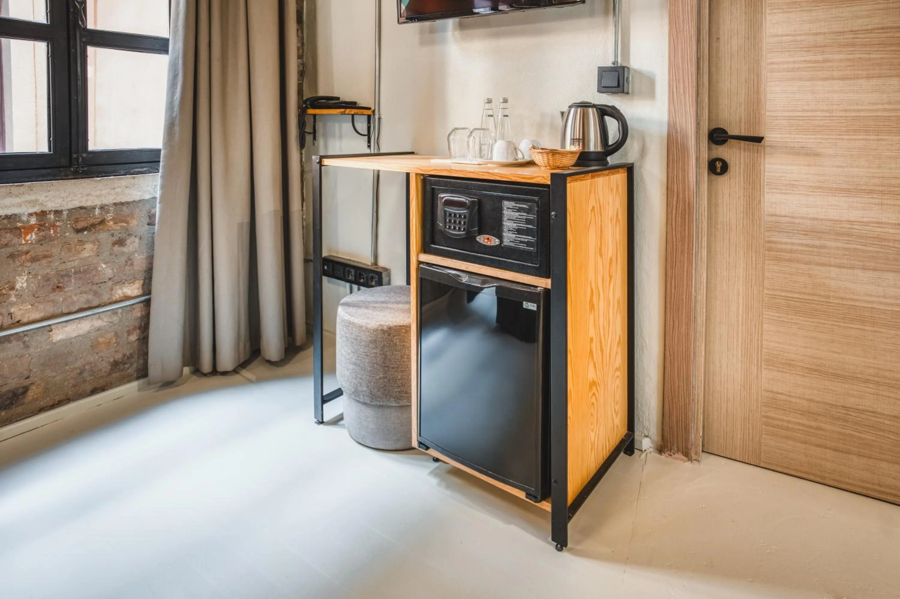 Coffee/tea facilities in Novus Pera Hotel