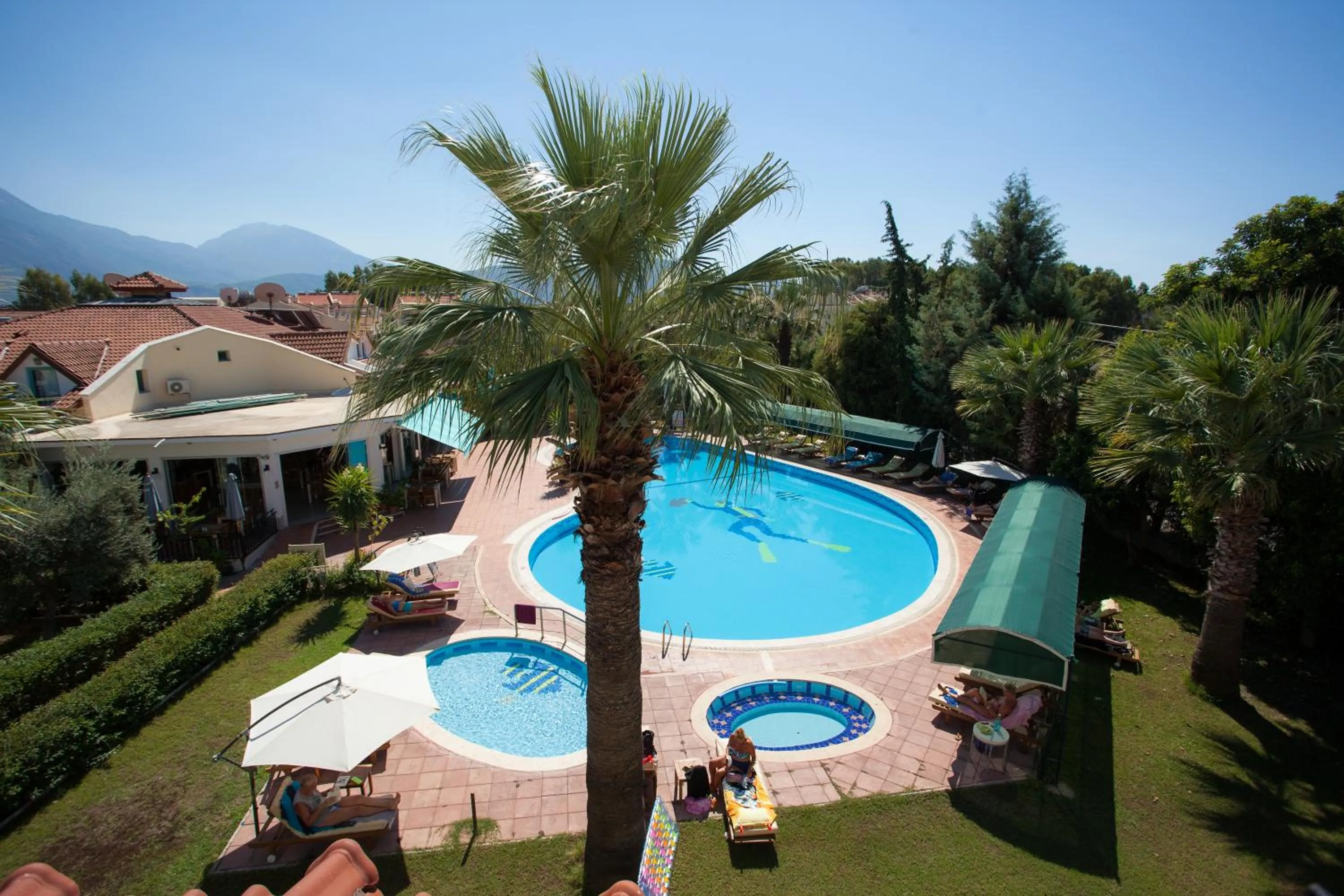Balcony/Terrace in Rebin Beach Hotel