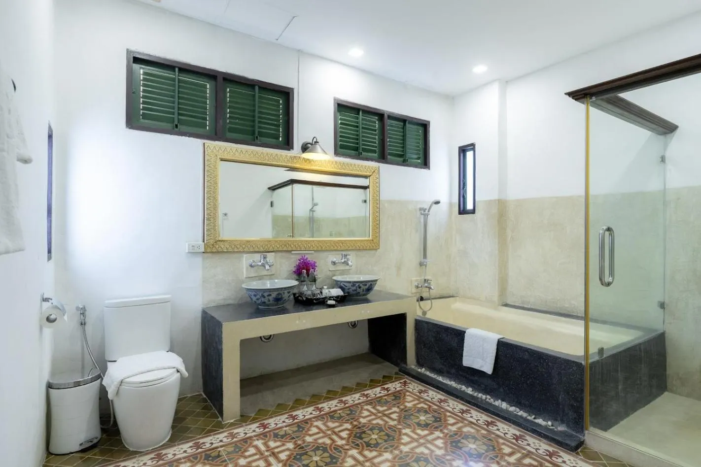 Cheva Gallery Boutique Hotel