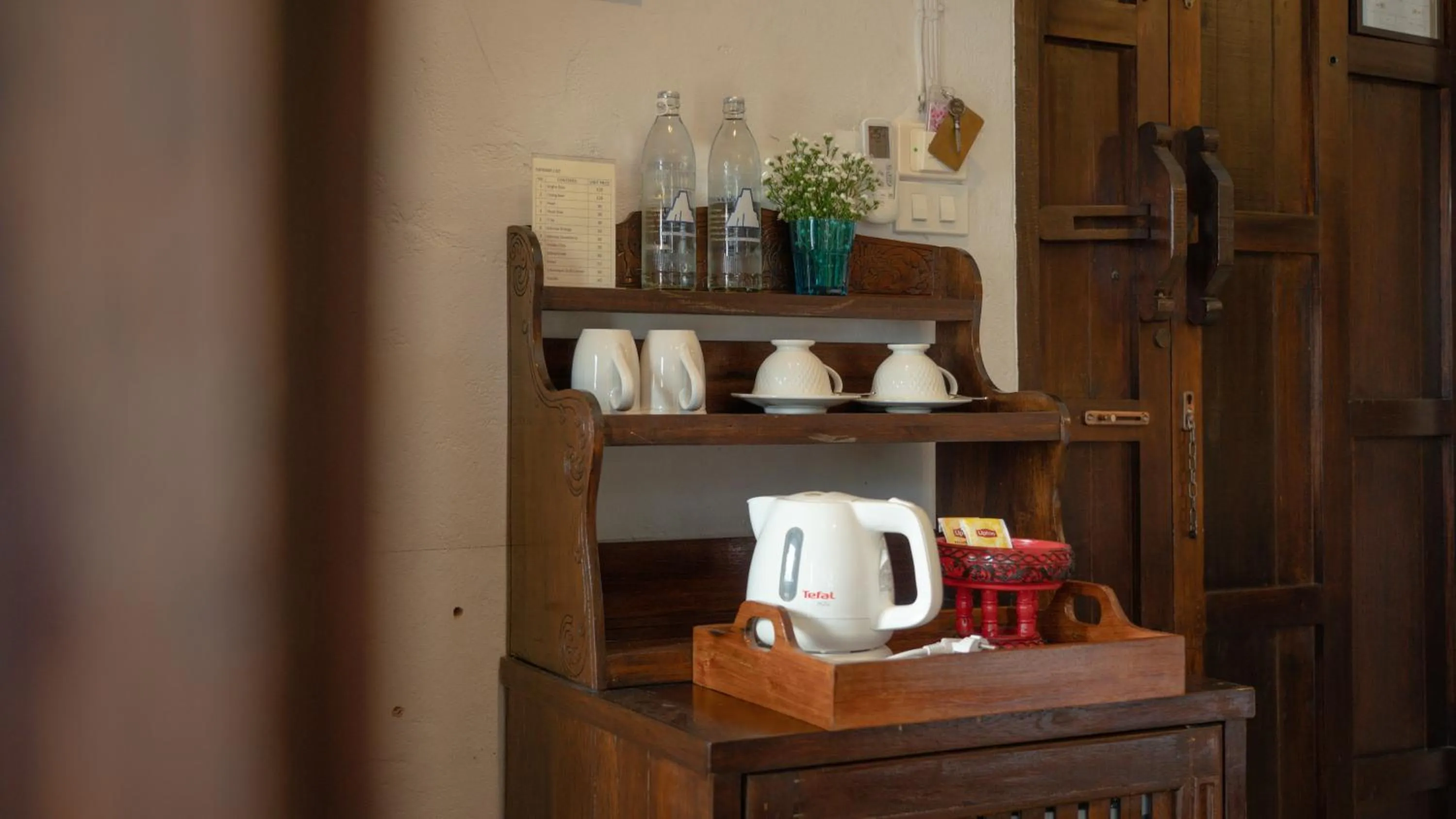 Coffee/tea facilities in Cheva Gallery Boutique Hotel