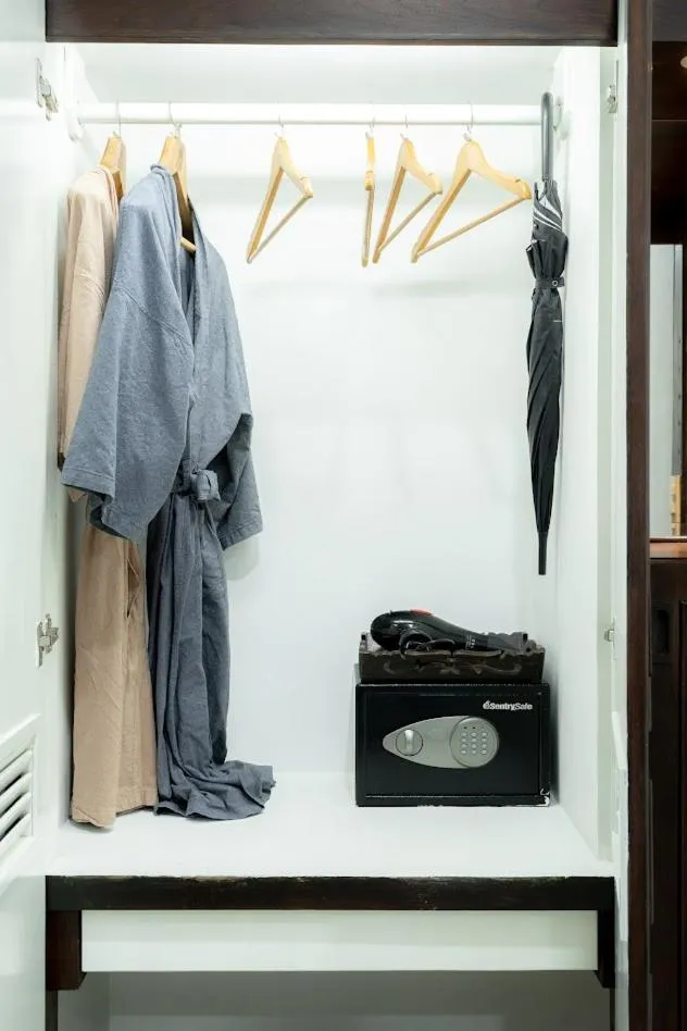 Cheva Gallery Boutique Hotel