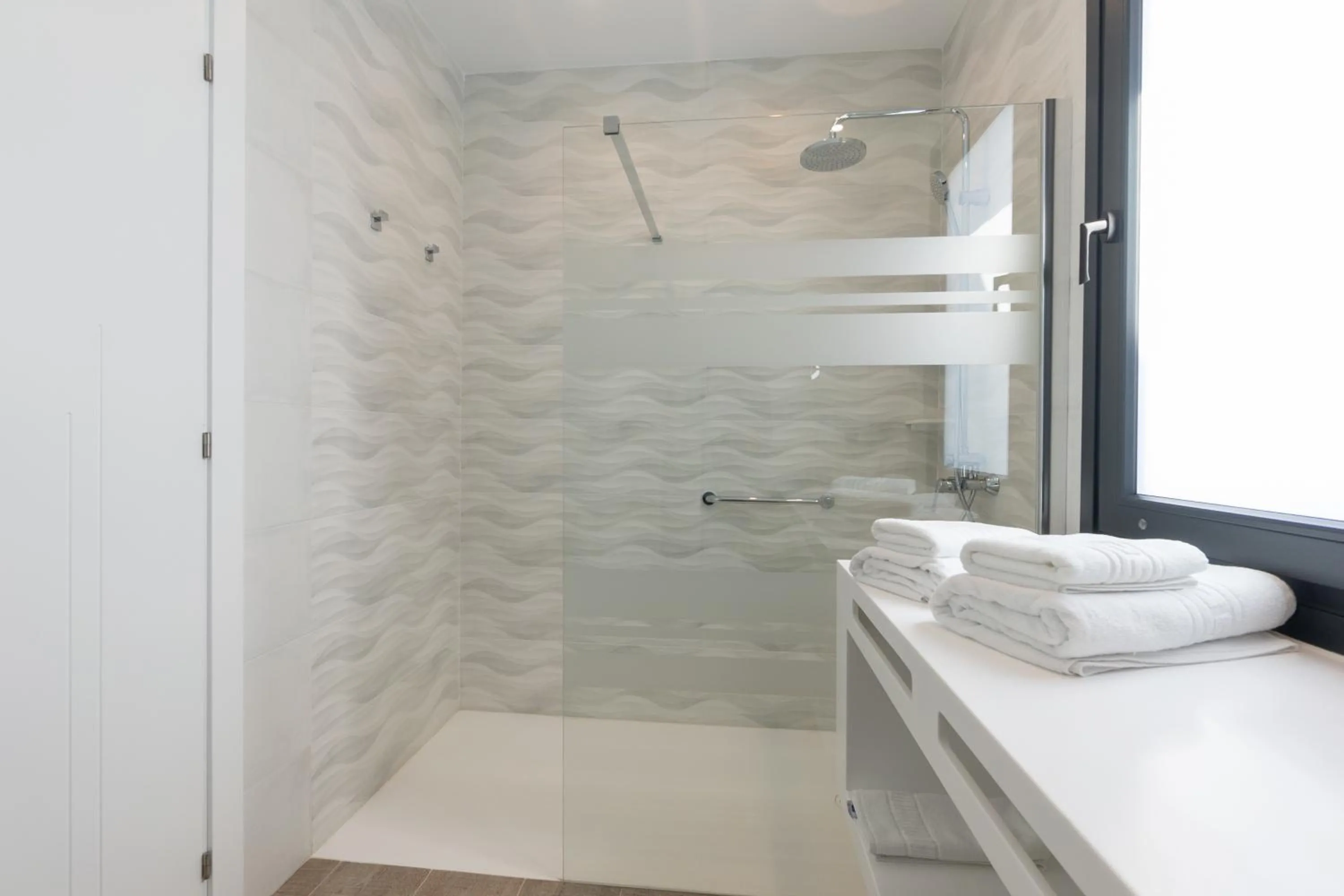 Bathroom in Sea Breeze Villas Lapa and Claca