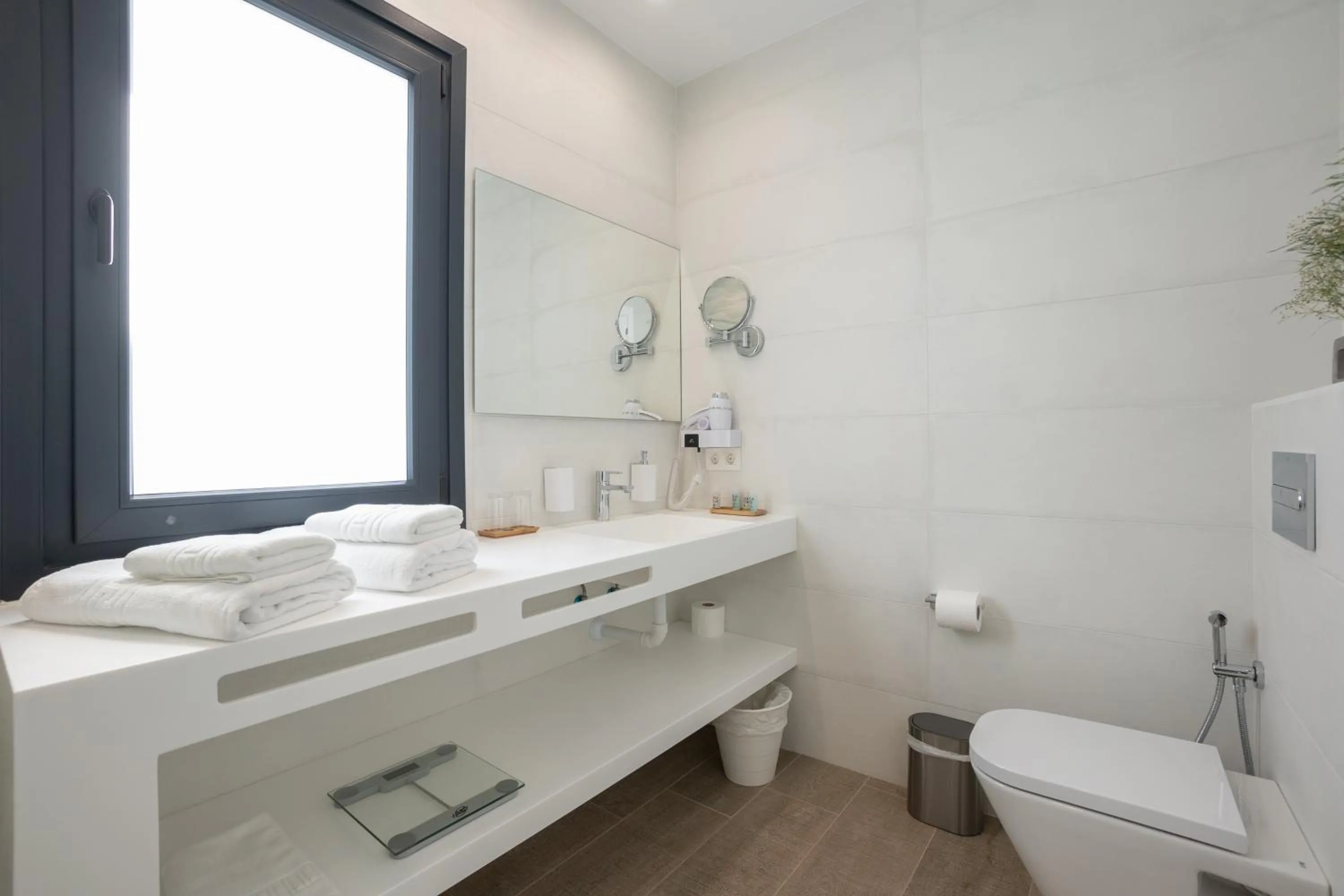 Bathroom in Sea Breeze Villas Lapa and Claca