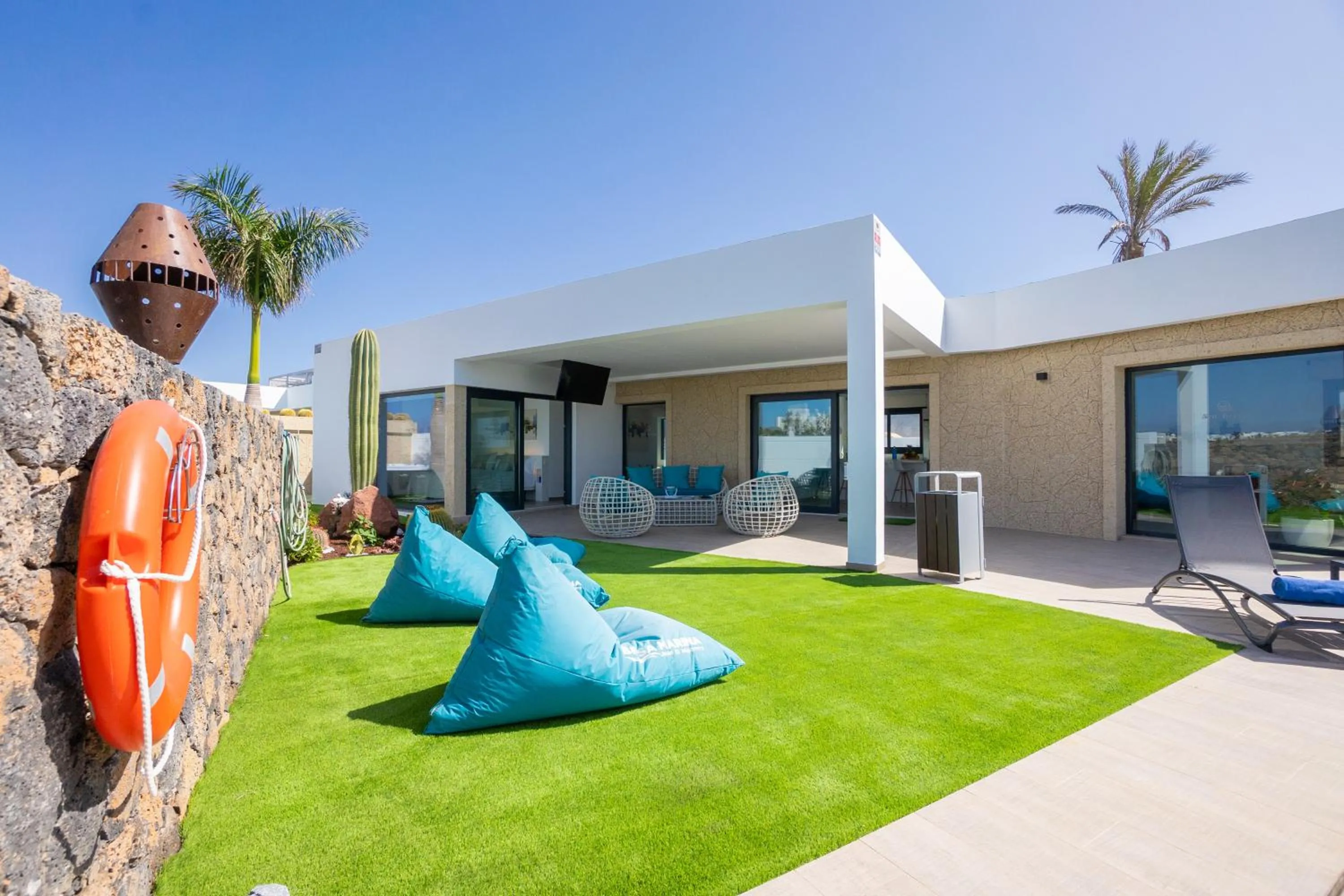 Off site in Sea Breeze Villas Lapa and Claca