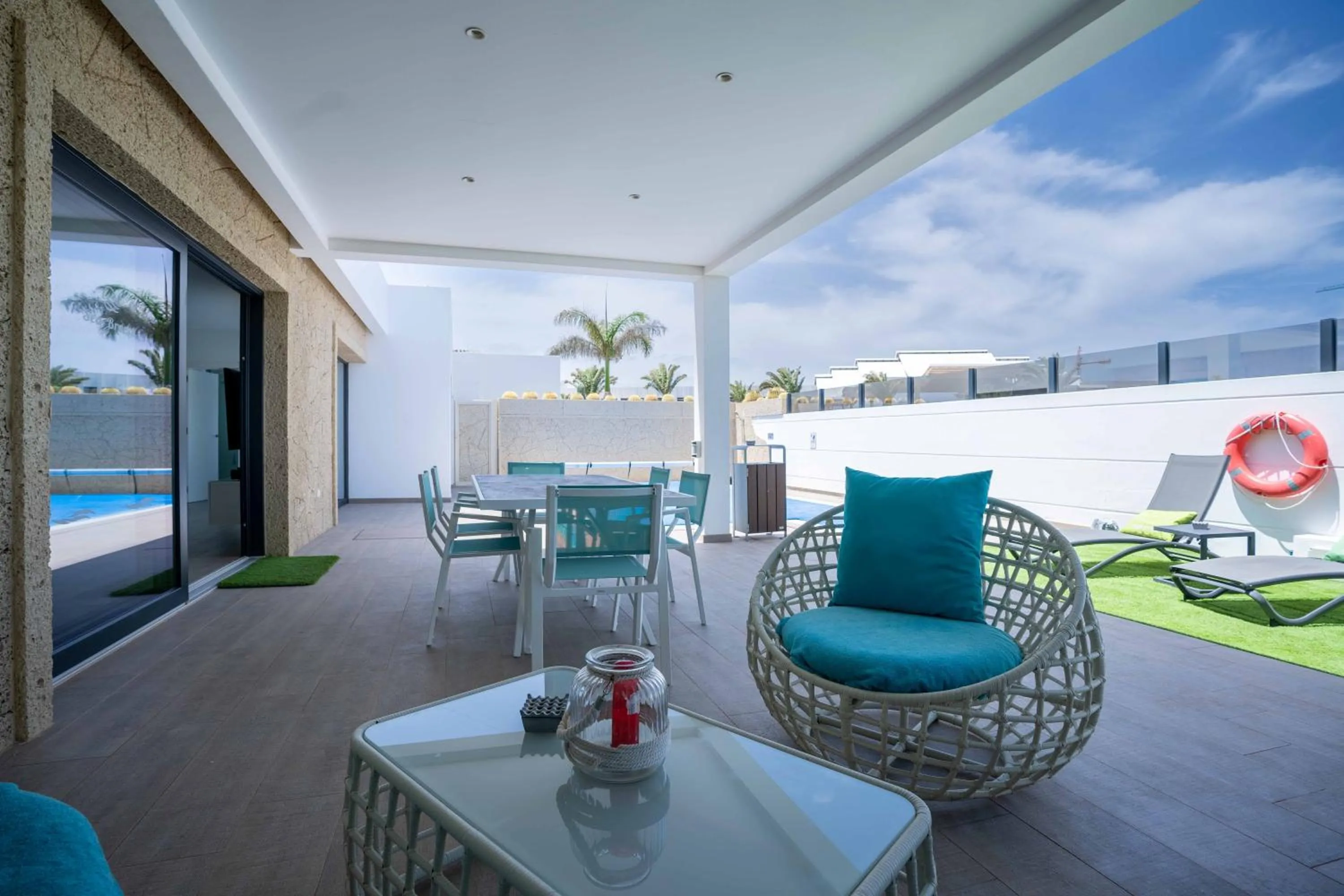 Sea Breeze Villas Lapa and Claca
