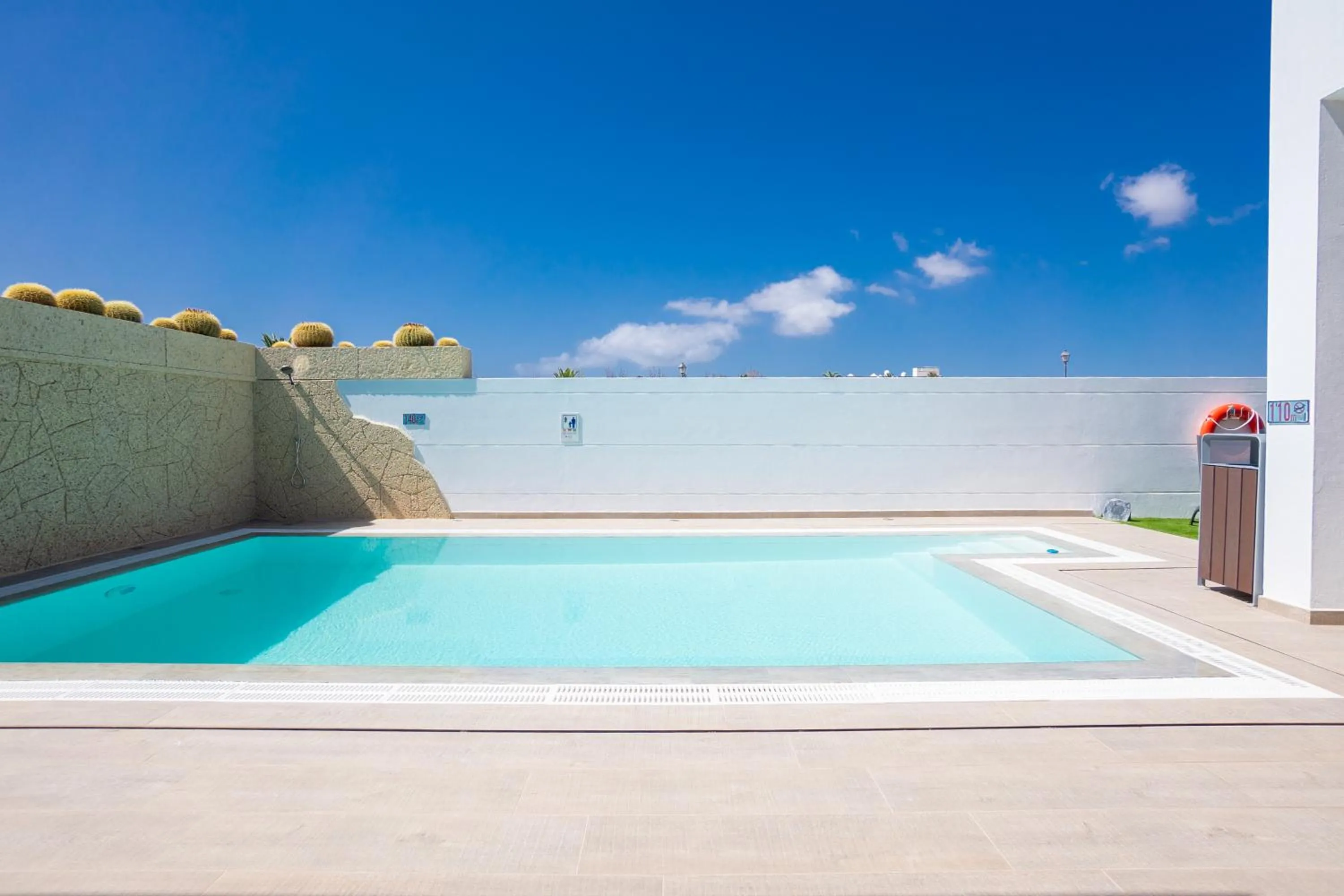Swimming pool in Sea Breeze Villas Lapa and Claca
