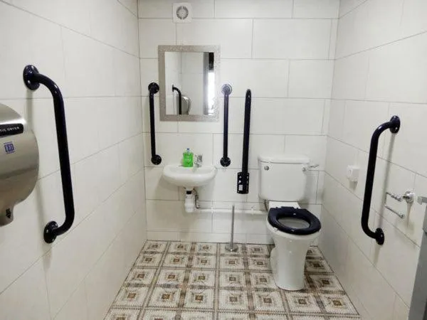 Toilet in The Town Hotel