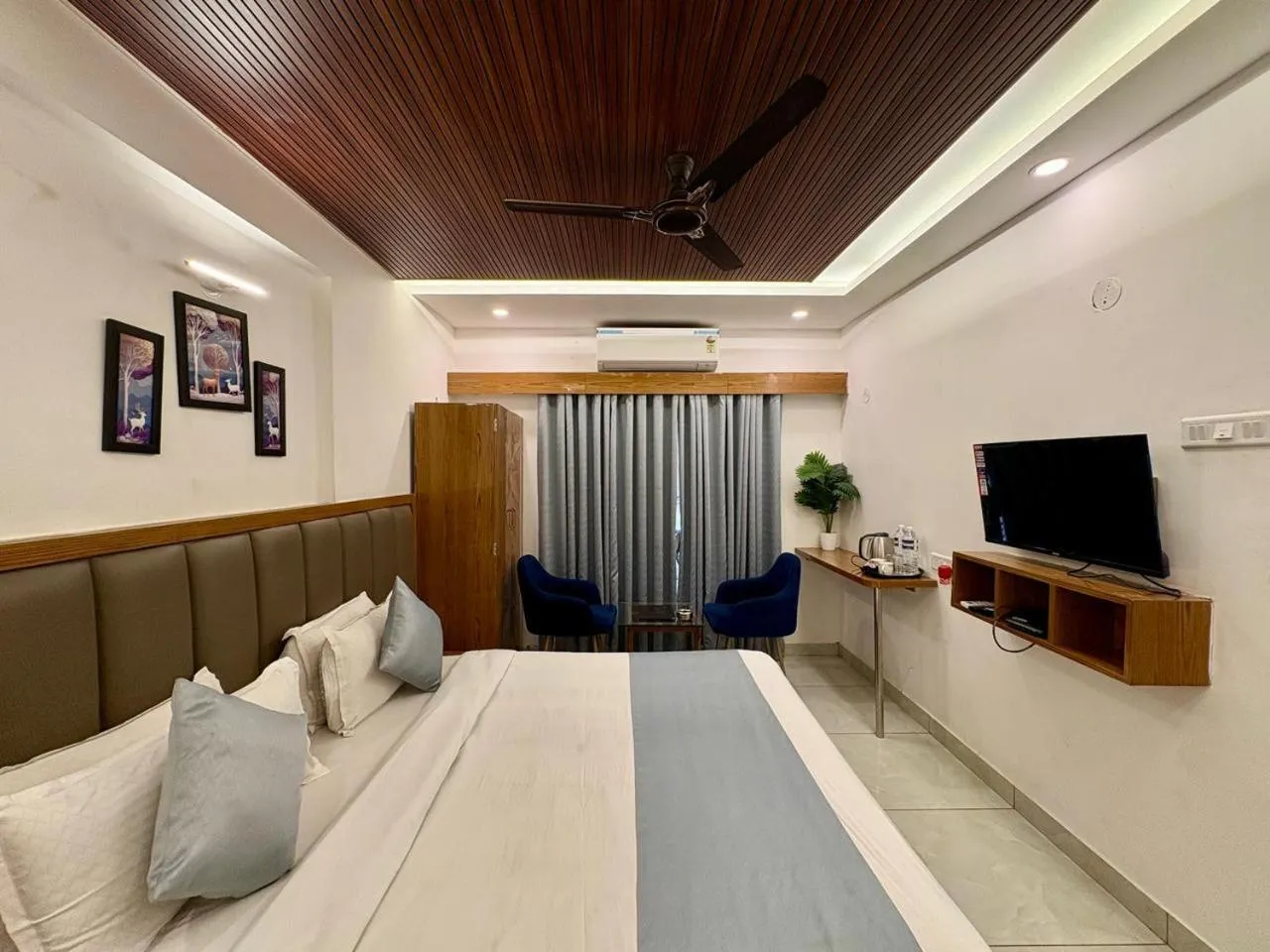 Bed in Rajdhani Resort Lonavala