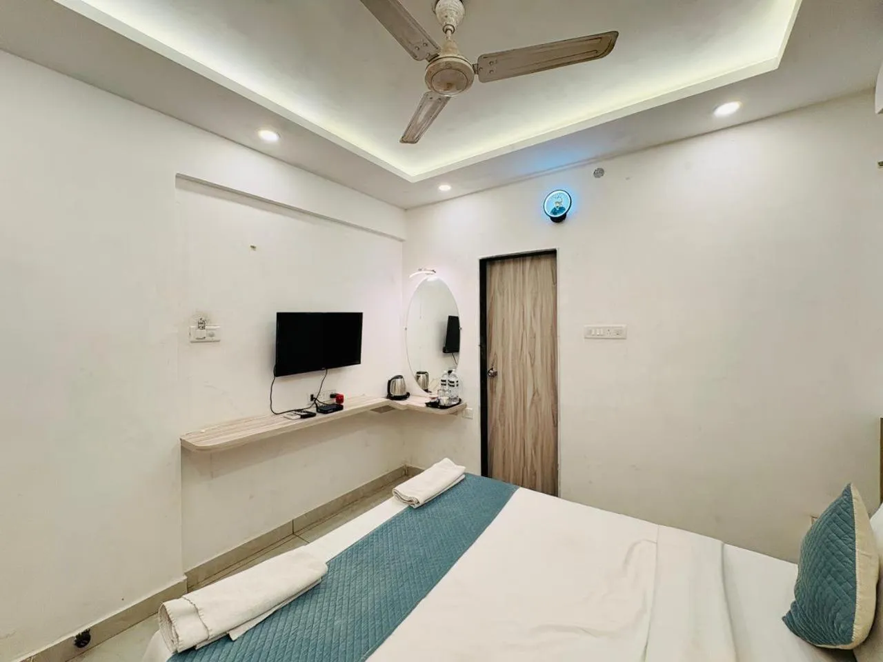 Bed in Rajdhani Resort Lonavala