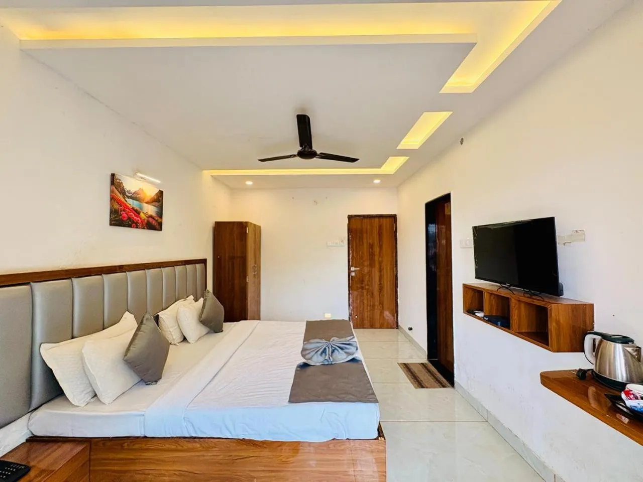 Photo of the whole room, Bed in Rajdhani Resort Lonavala