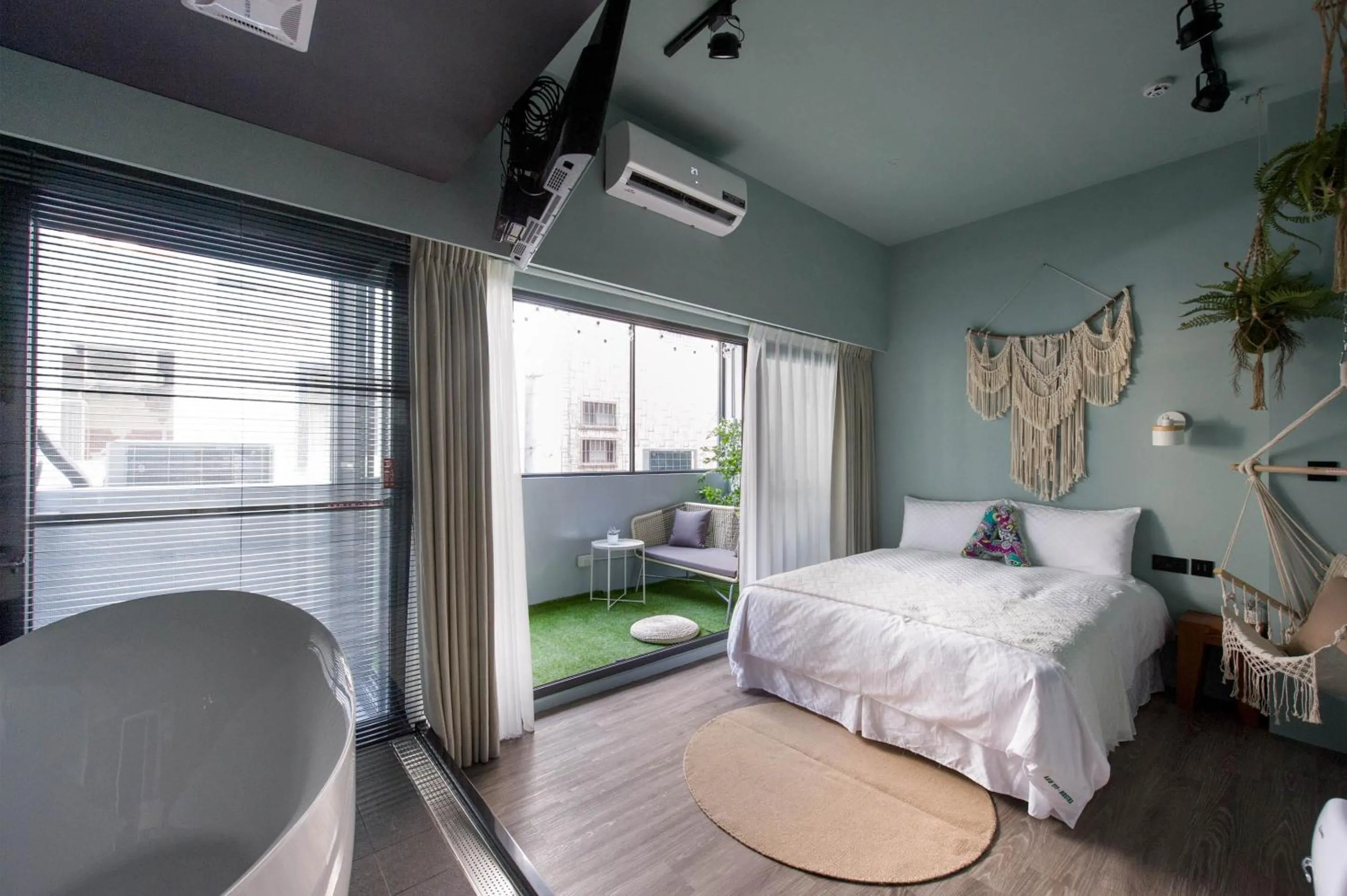Bed in Leo111/Yan Cheng Pier 2