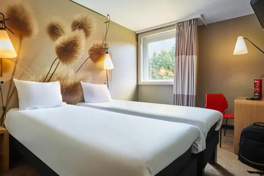 Bed in ibis Paris Marne la Vallee Emerainville Bed in ibis Paris Marne la Vallee Emerainville