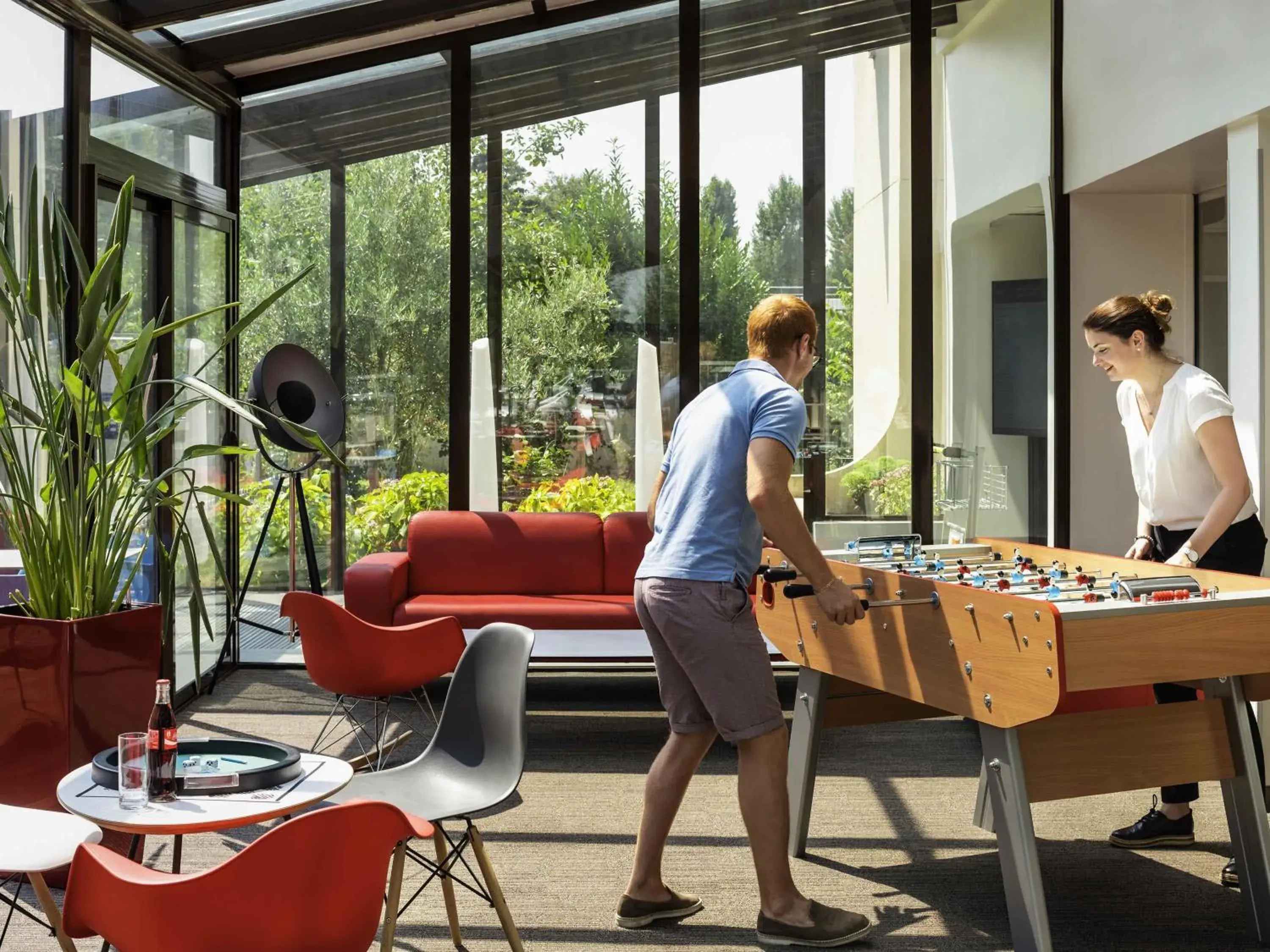 Lounge or bar in ibis Paris Marne la Vallee Emerainville Lounge or bar in ibis Paris Marne la Vallee Emerainville