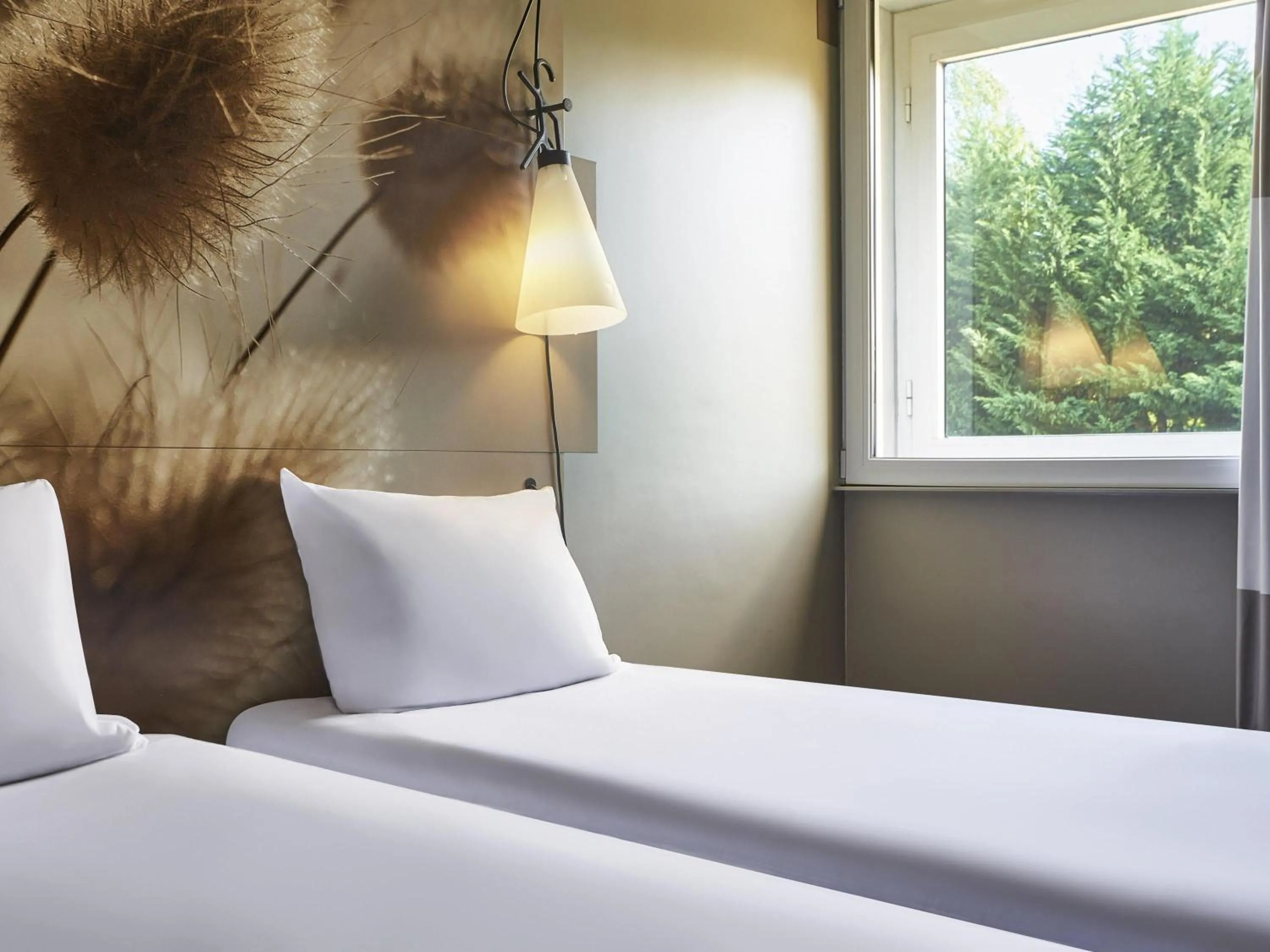 Bedroom, Bed in ibis Paris Marne la Vallee Emerainville