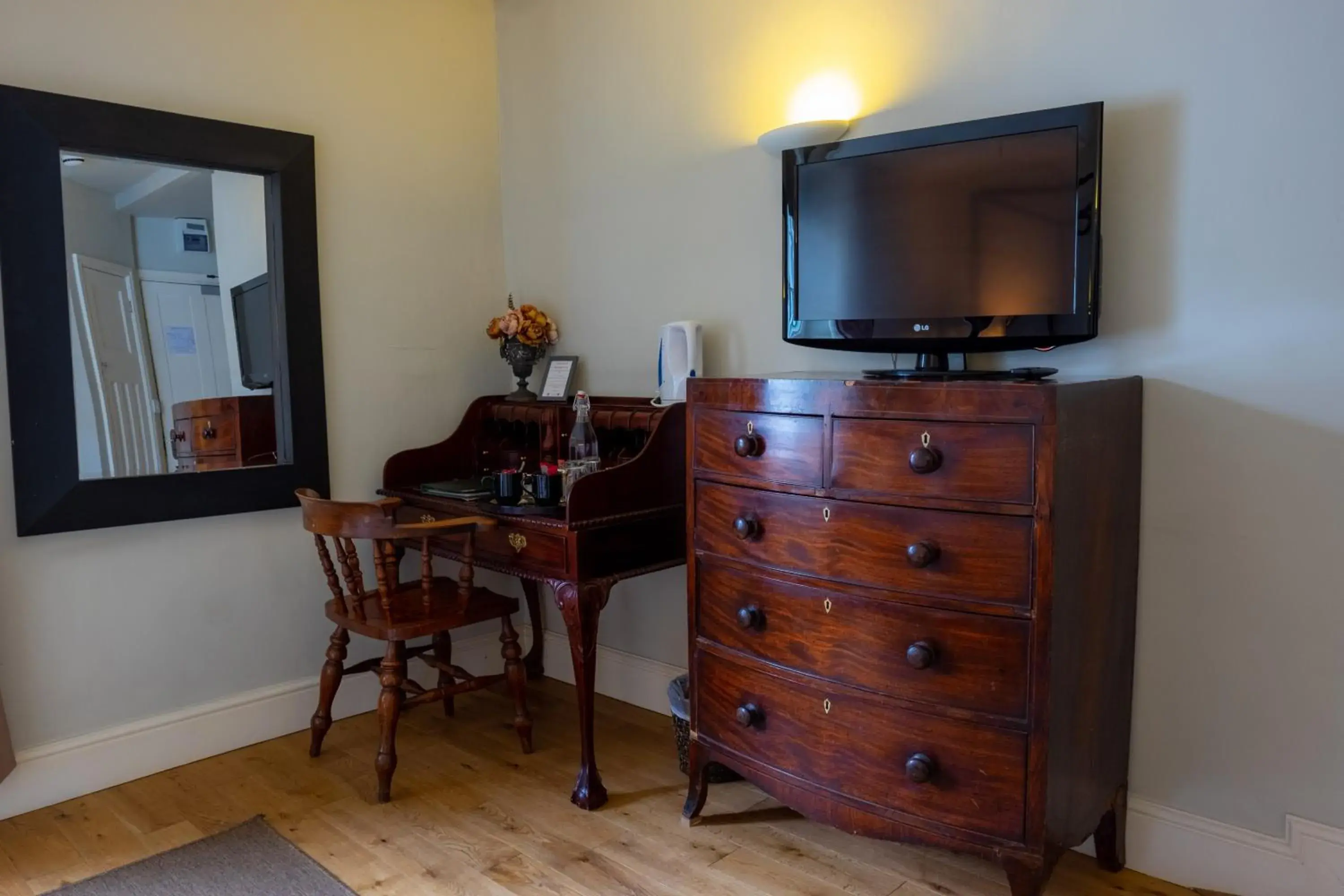 Superior Triple Room in The Red Lion Superior Triple Room in The Red Lion