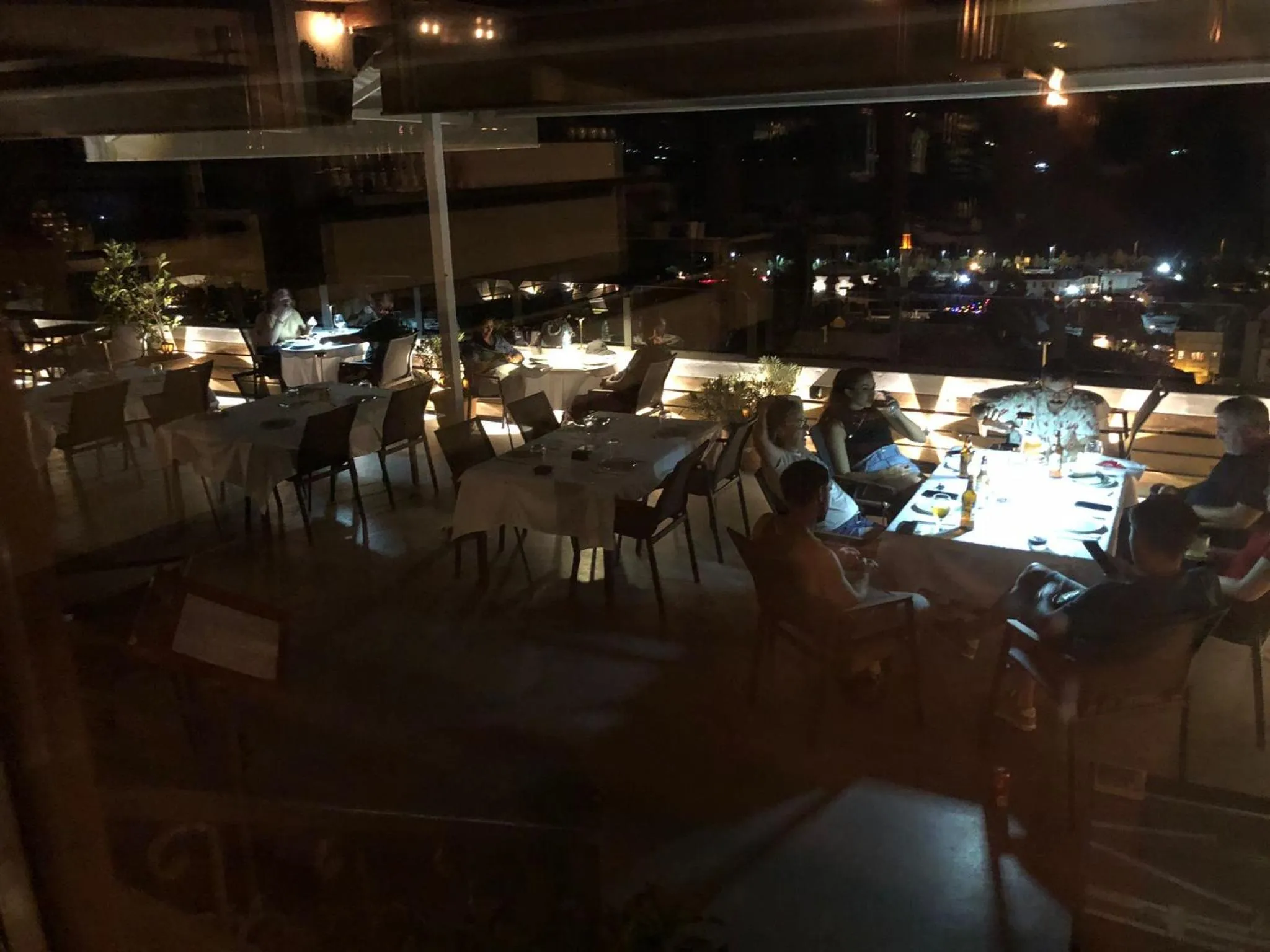 Restaurant/places to eat in Mehmet Bey Suites