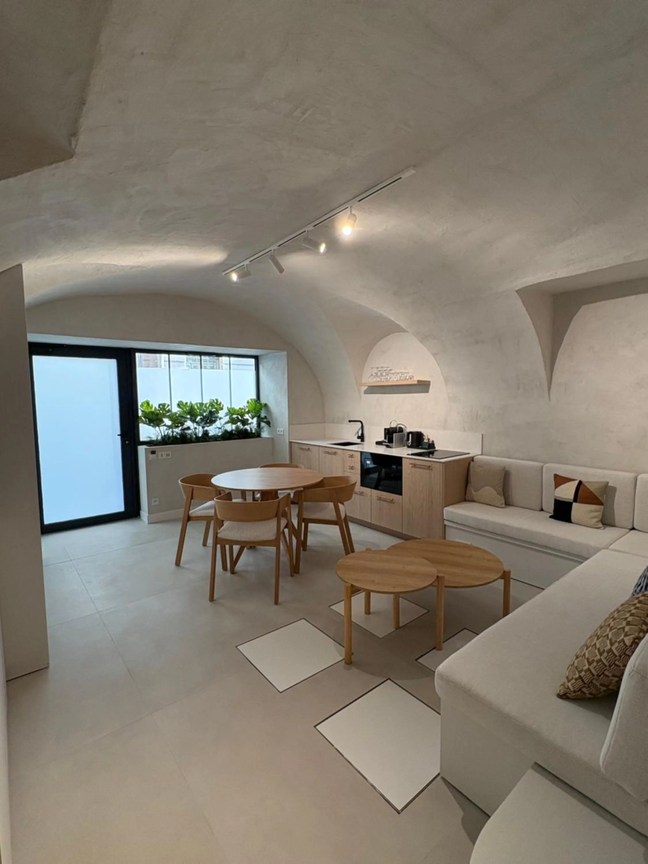 Kitchen or kitchenette in Mercure Nice Marché Aux Fleurs