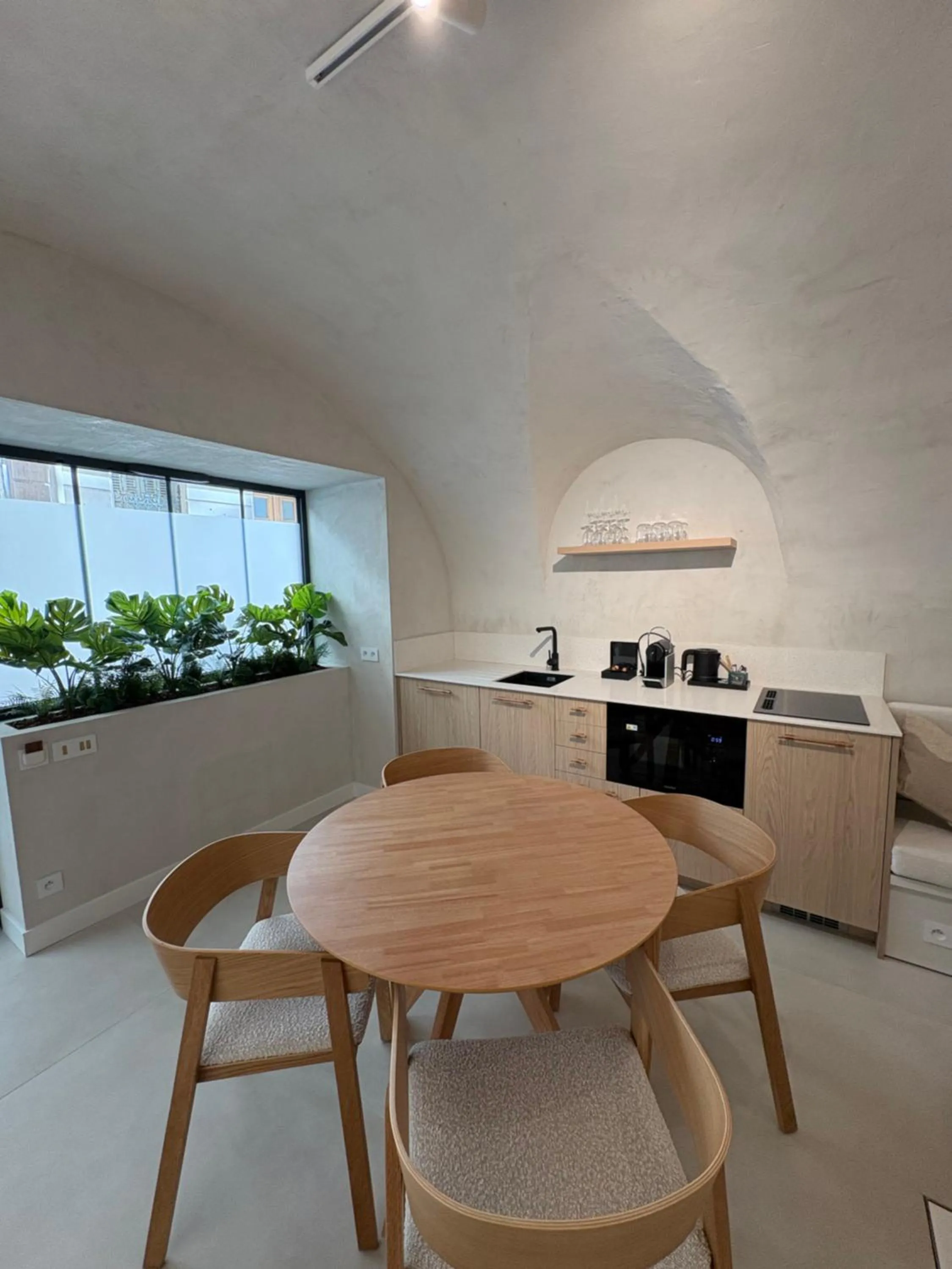 Kitchen or kitchenette in Mercure Nice Marché Aux Fleurs