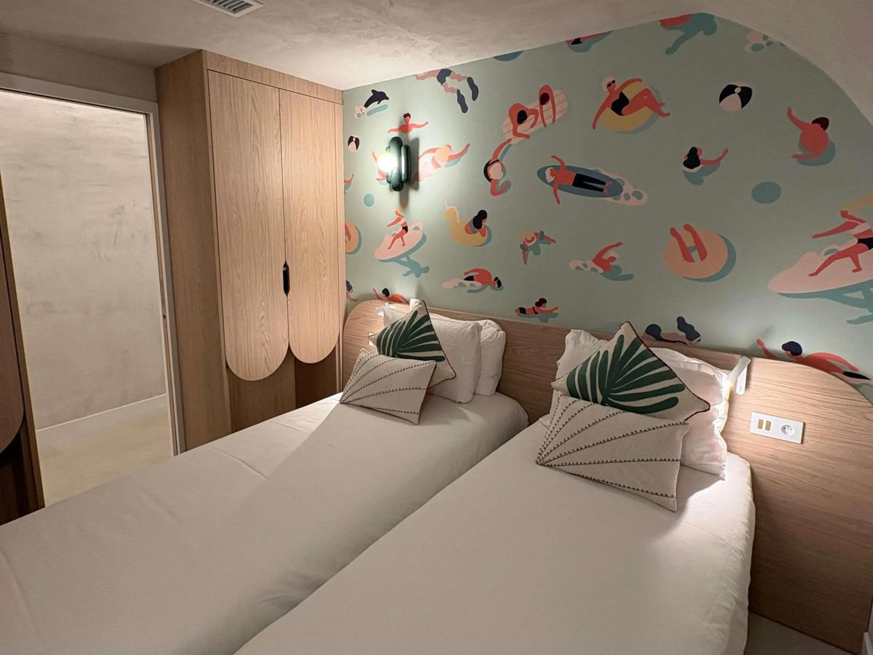 Bedroom, Bed in Mercure Nice Marché Aux Fleurs Bedroom, Bed in Mercure Nice Marché Aux Fleurs