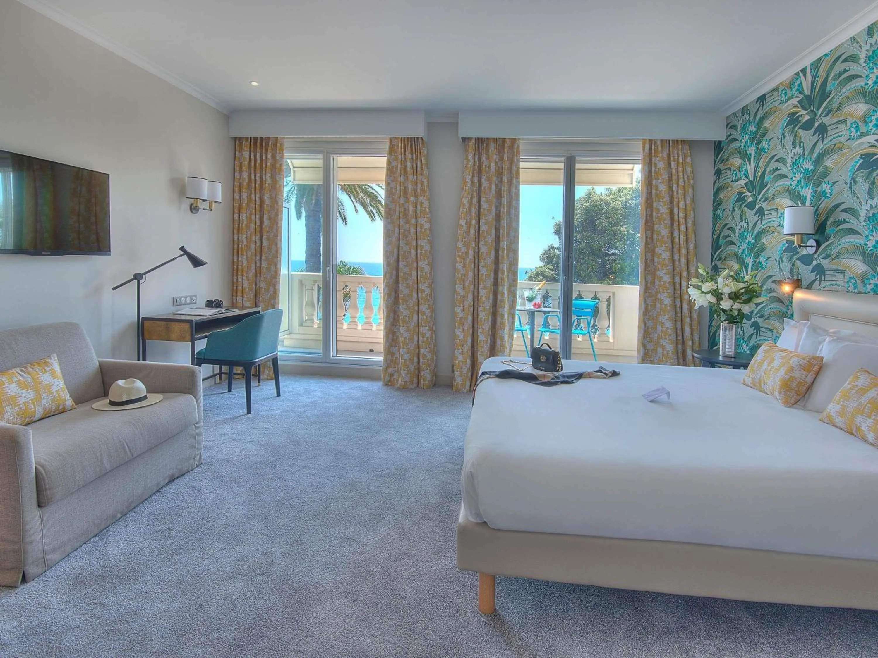 Bedroom, Bed in Mercure Nice Marché Aux Fleurs