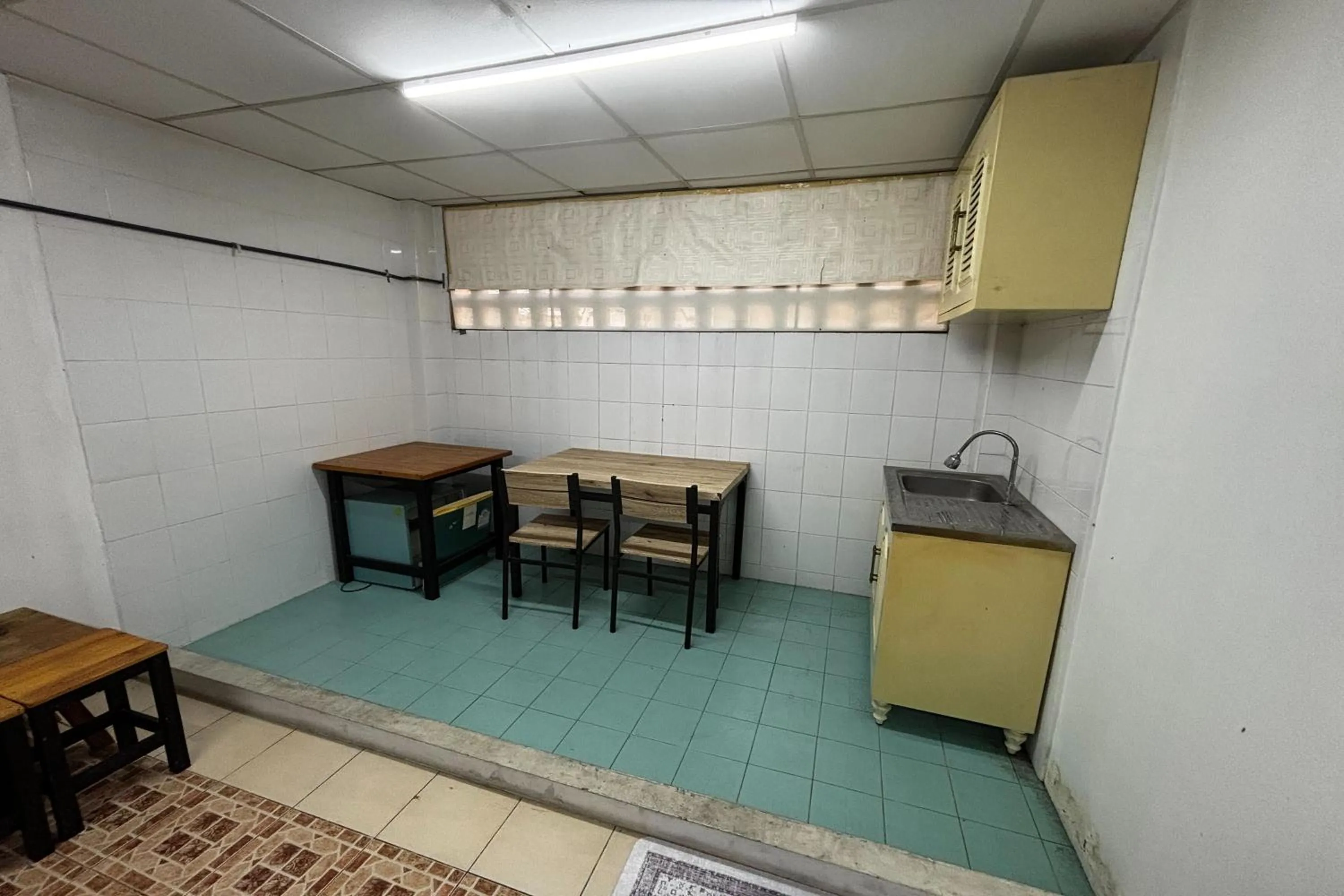 Dining area in OYO 457 Panasan Villa