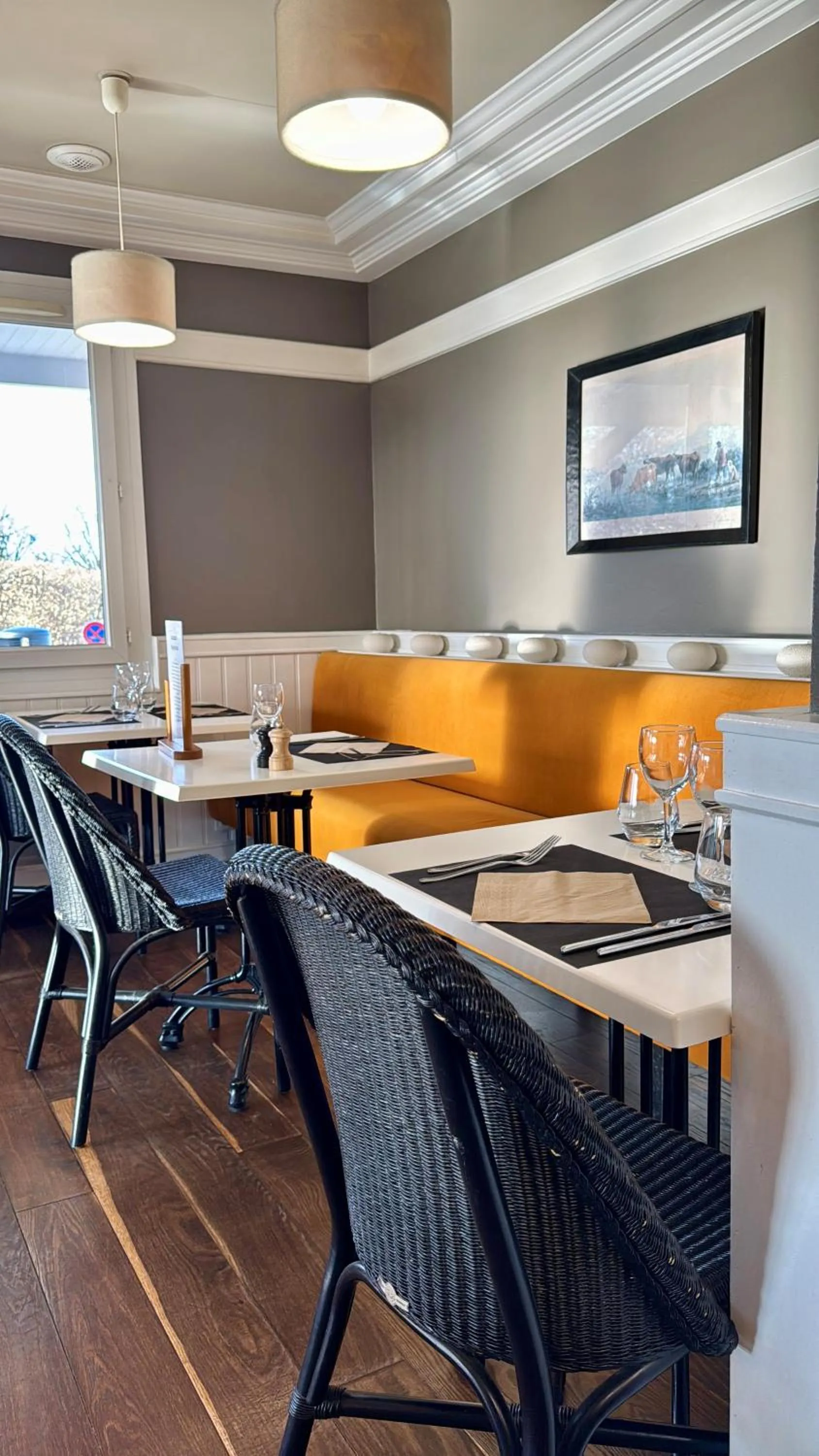 Restaurant/places to eat in ibis Dole Sud Choisey