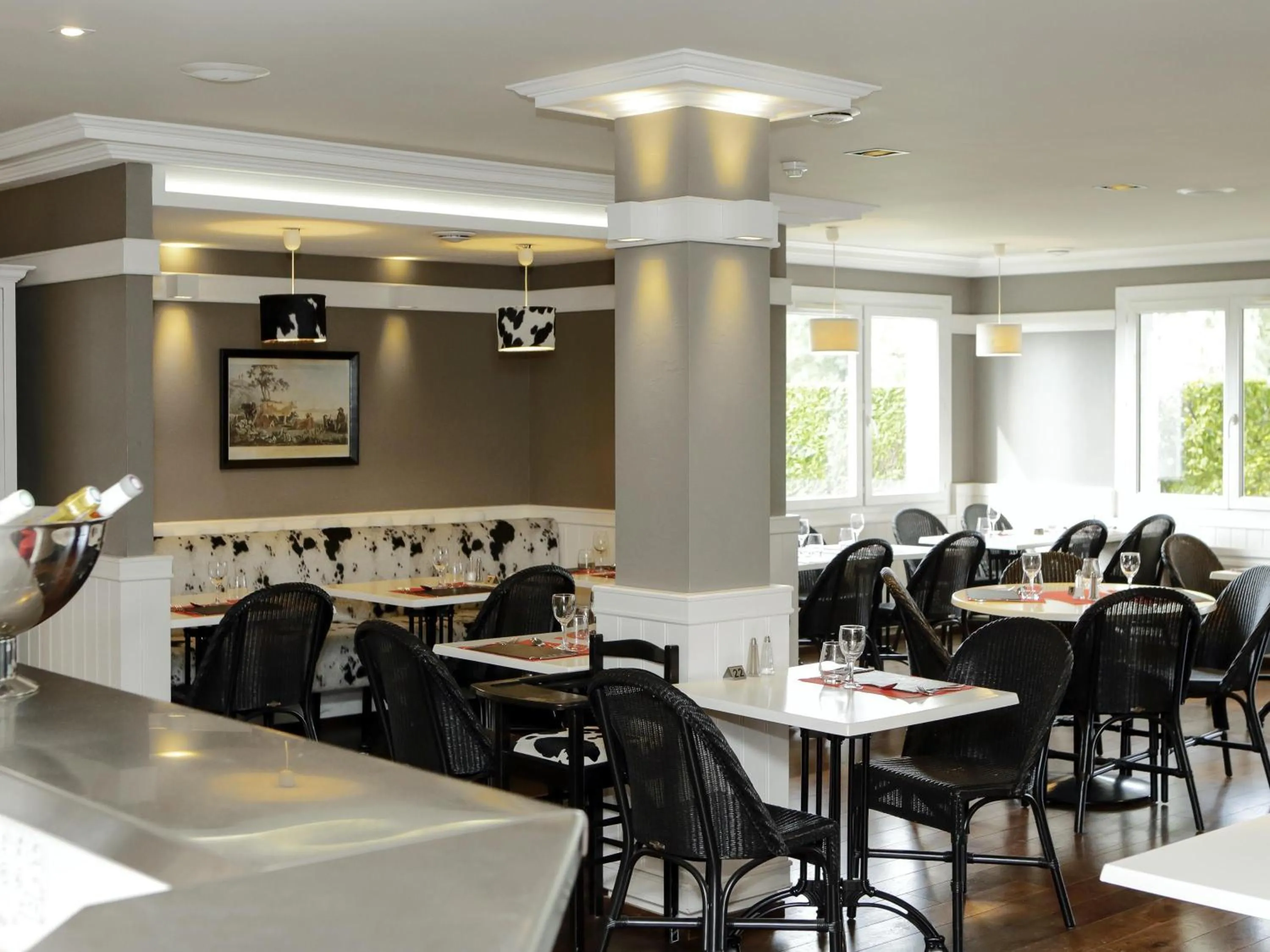 Restaurant/places to eat in ibis Dole Sud Choisey